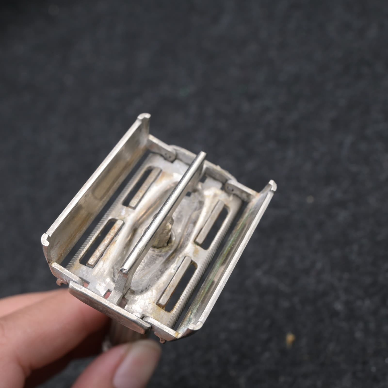 Vintage Gillette Fatboy Adjustable Safety Razor/F3 1960 - Thumbnail 8
