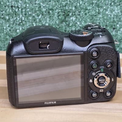 Fujifilm Finepix S2500HD 12MP Digital Camera 18x Optical Zoom Cap Strap - Thumbnail 8