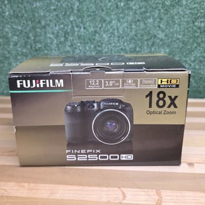 Fujifilm Finepix S2500HD 12MP Digital Camera 18x Optical Zoom Cap Strap - Thumbnail 15