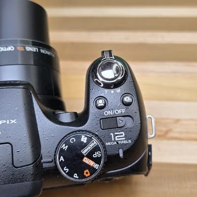 Fujifilm Finepix S2500HD 12MP Digital Camera 18x Optical Zoom Cap Strap - Thumbnail 7