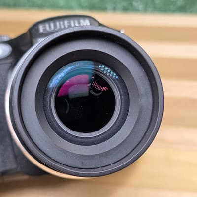 Fujifilm Finepix S2500HD 12MP Digital Camera 18x Optical Zoom Cap Strap - Thumbnail 4