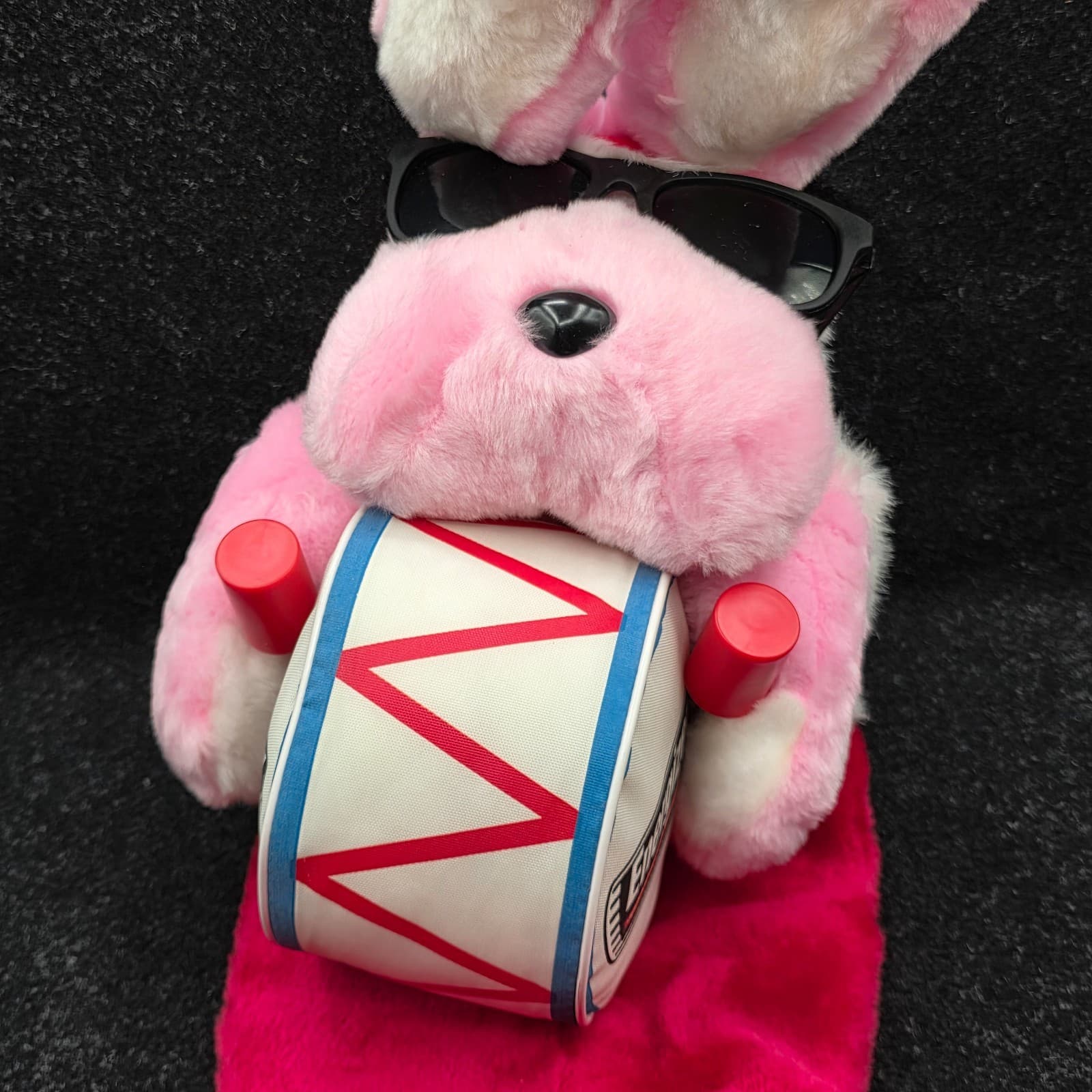 Energizer Battery Plus 1993 Christmas Bunny Stocking Large 25" Playing the Drum - Thumbnail 4