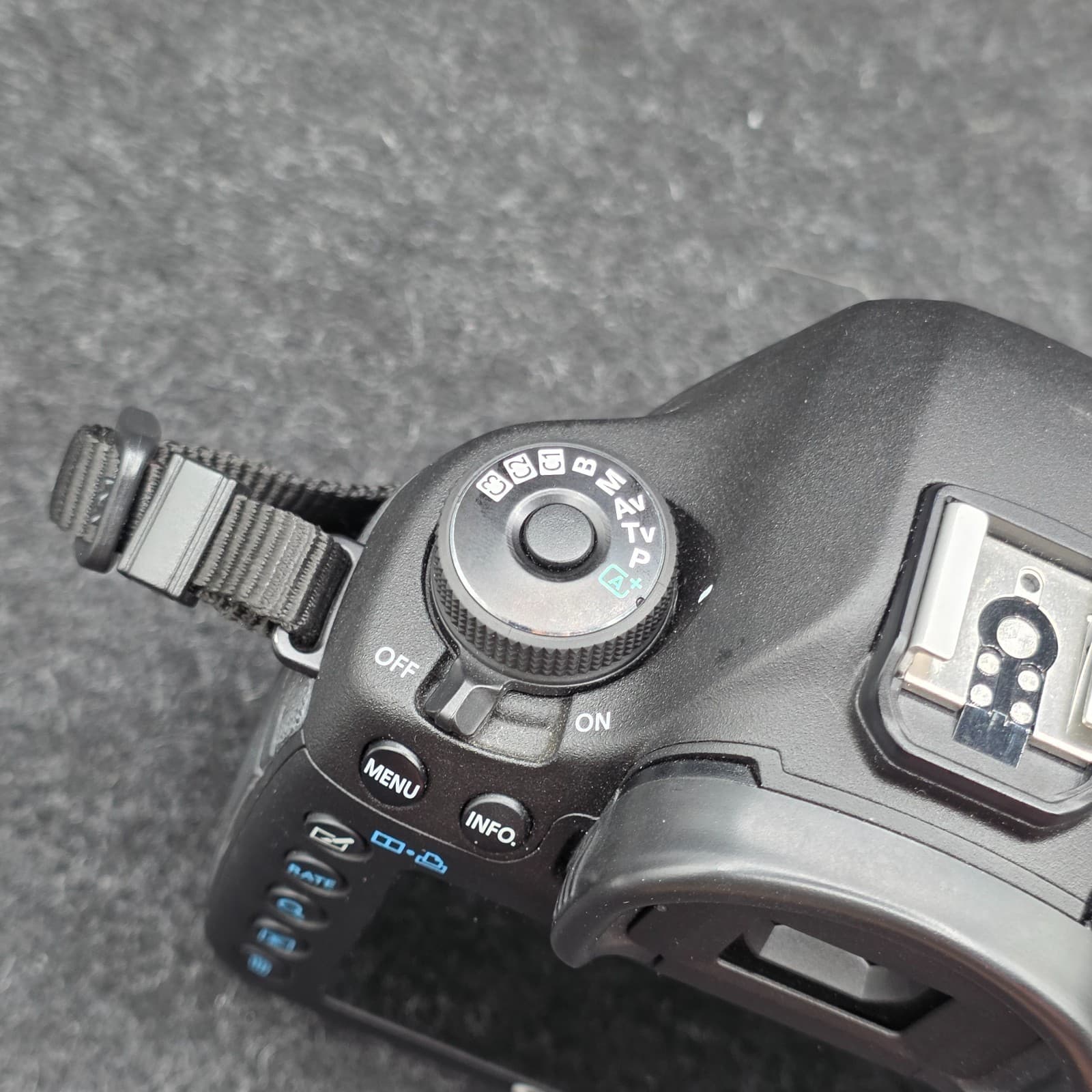 Canon EOS 5D MARK III 22.3MP Digital SLR Camera Body - Thumbnail 5