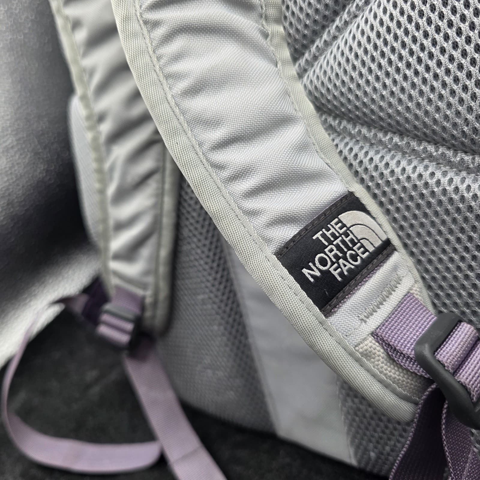 The North Face Haystack Backpack GRAY WHITE Purple Laptop DaypacK - Thumbnail 7