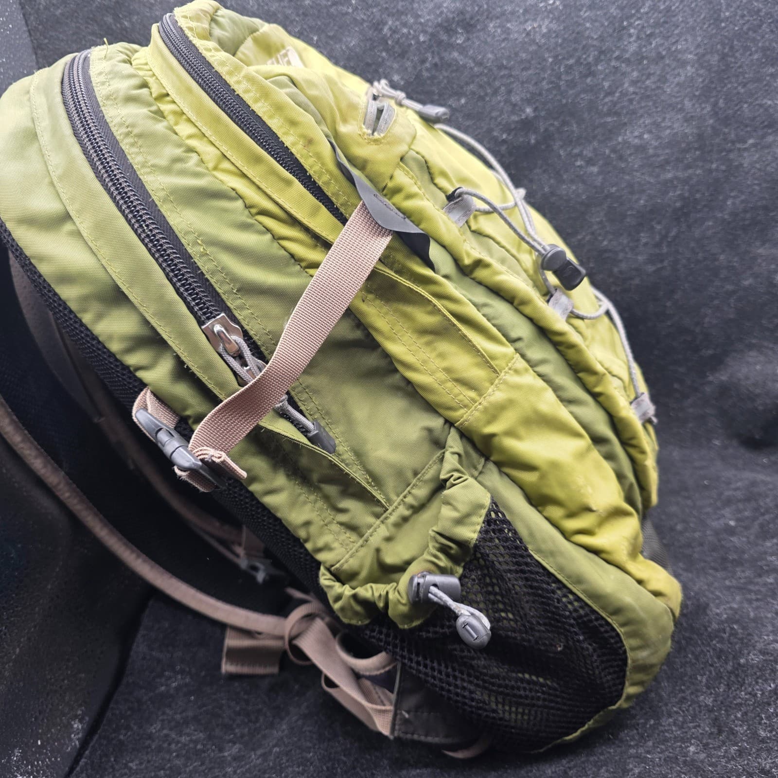The North Face Borealis Green GRAY Backpack 19in Laptop Travel Daypack School - Thumbnail 7