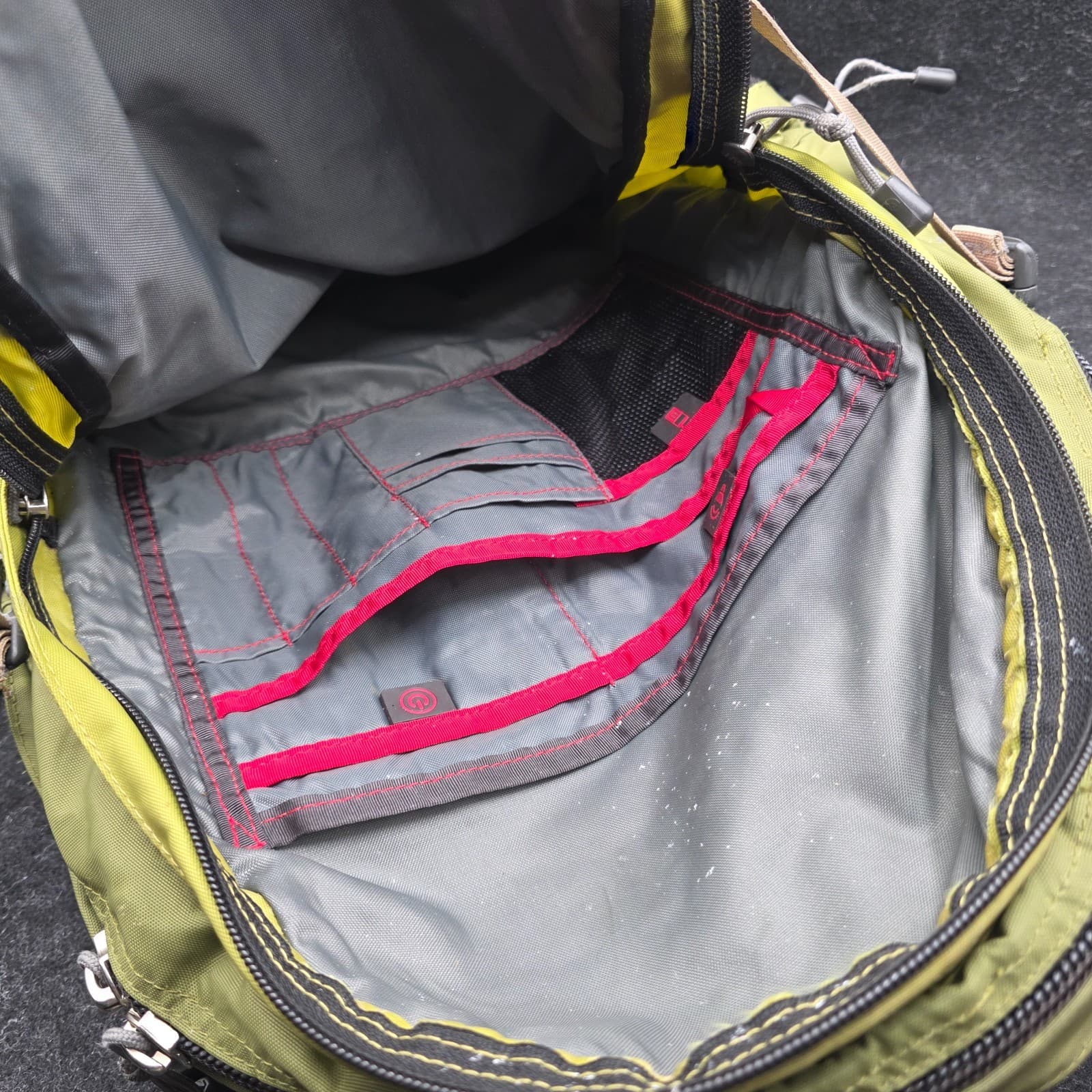 The North Face Borealis Green GRAY Backpack 19in Laptop Travel Daypack School - Thumbnail 12