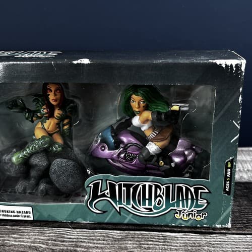 Vintage 2003 Palisades Toys Hitchblade Junior figure set NEW - Thumbnail 2