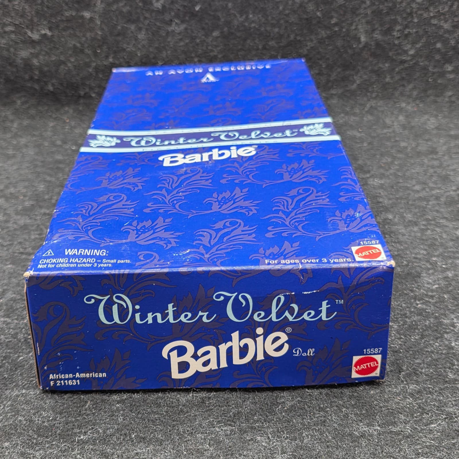 NEW Avon Winter Velvet African American Barbie Doll Special Edition Mattel 1995 - Thumbnail 4