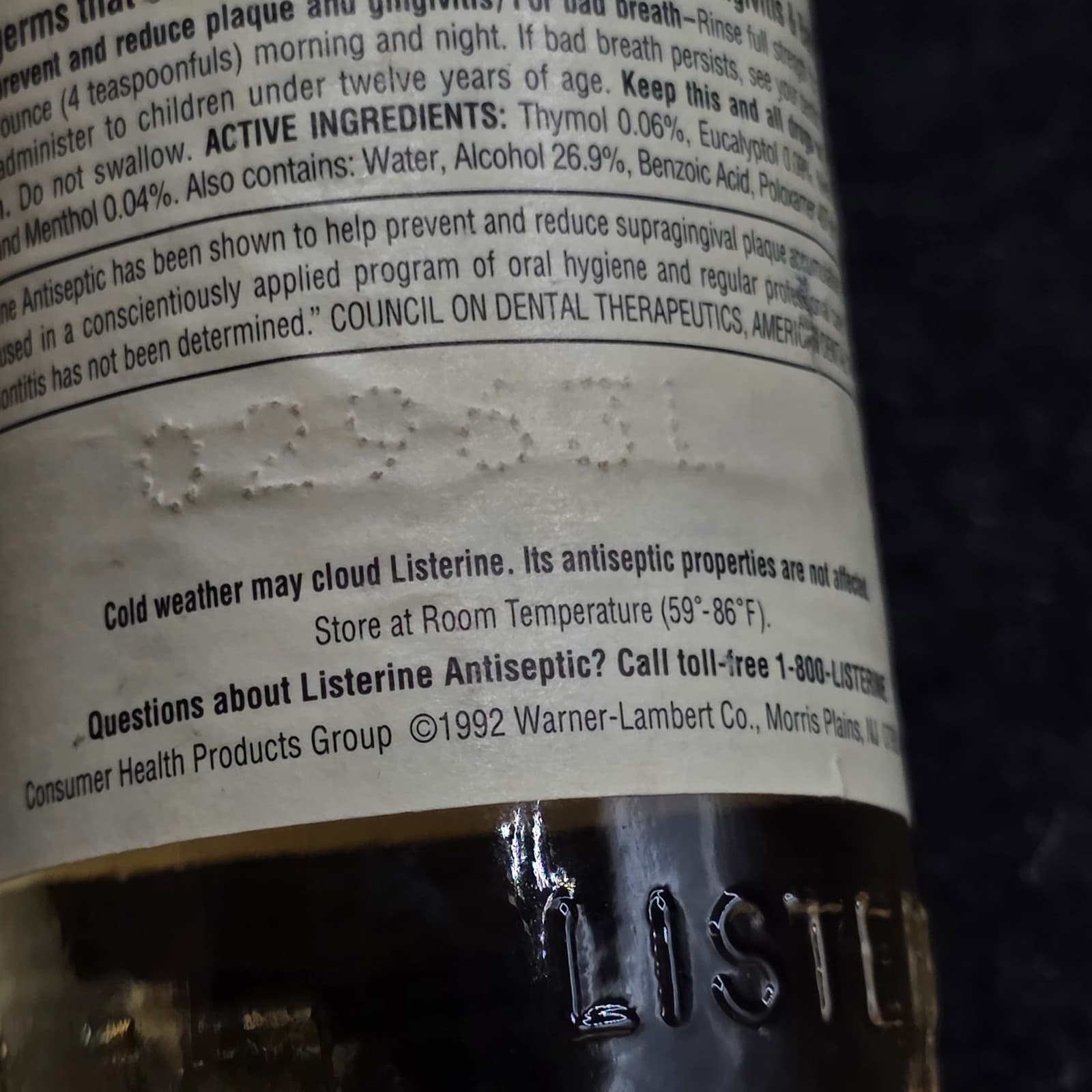 Vintage Embossed Listerine Antiseptic Bottle 3 Fl. Oz / 88ml. New & Sealed - Thumbnail 5