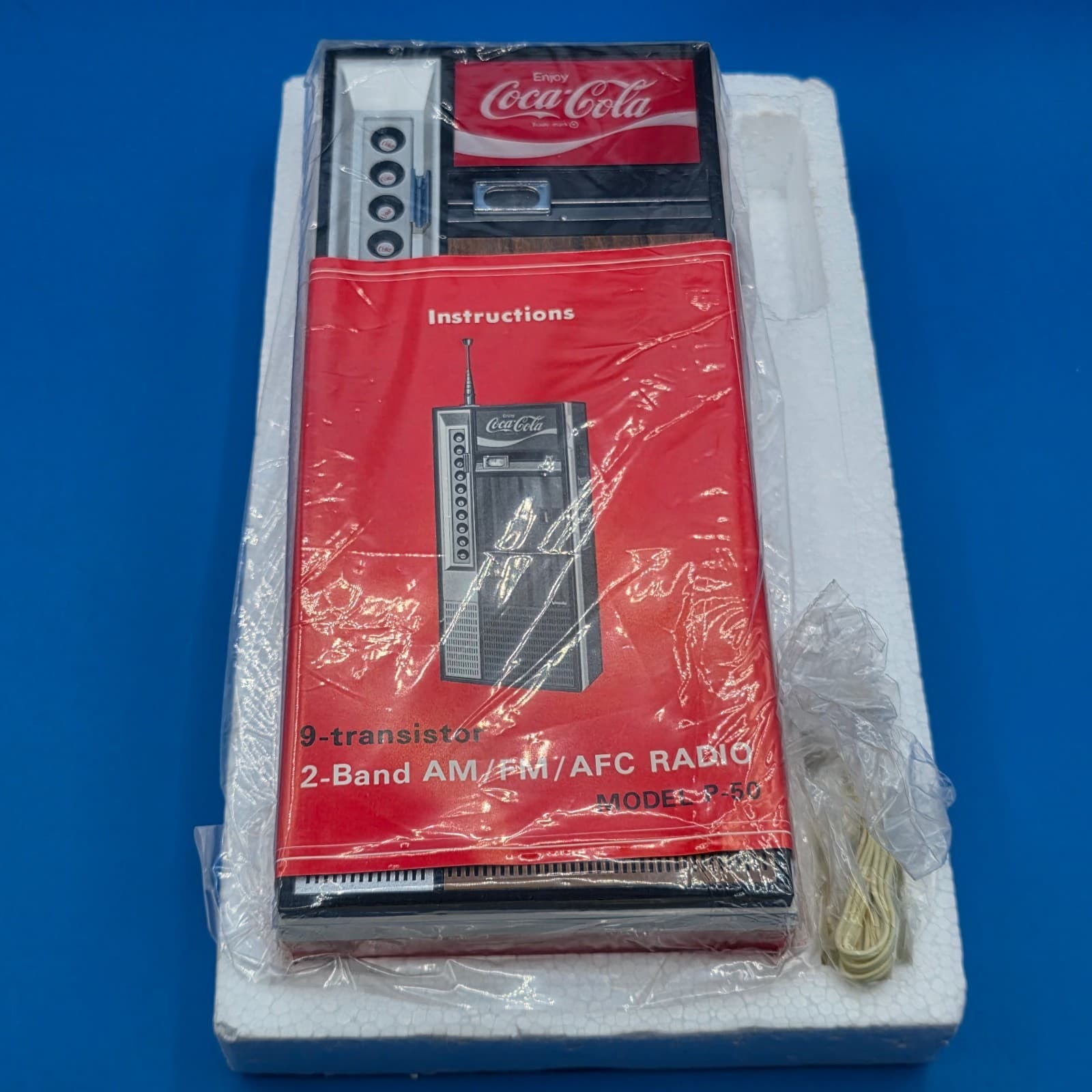 Coca-Cola Vendo Transistor Radio 1970’s. New Vintage Old Stock Advertisement - Thumbnail 7