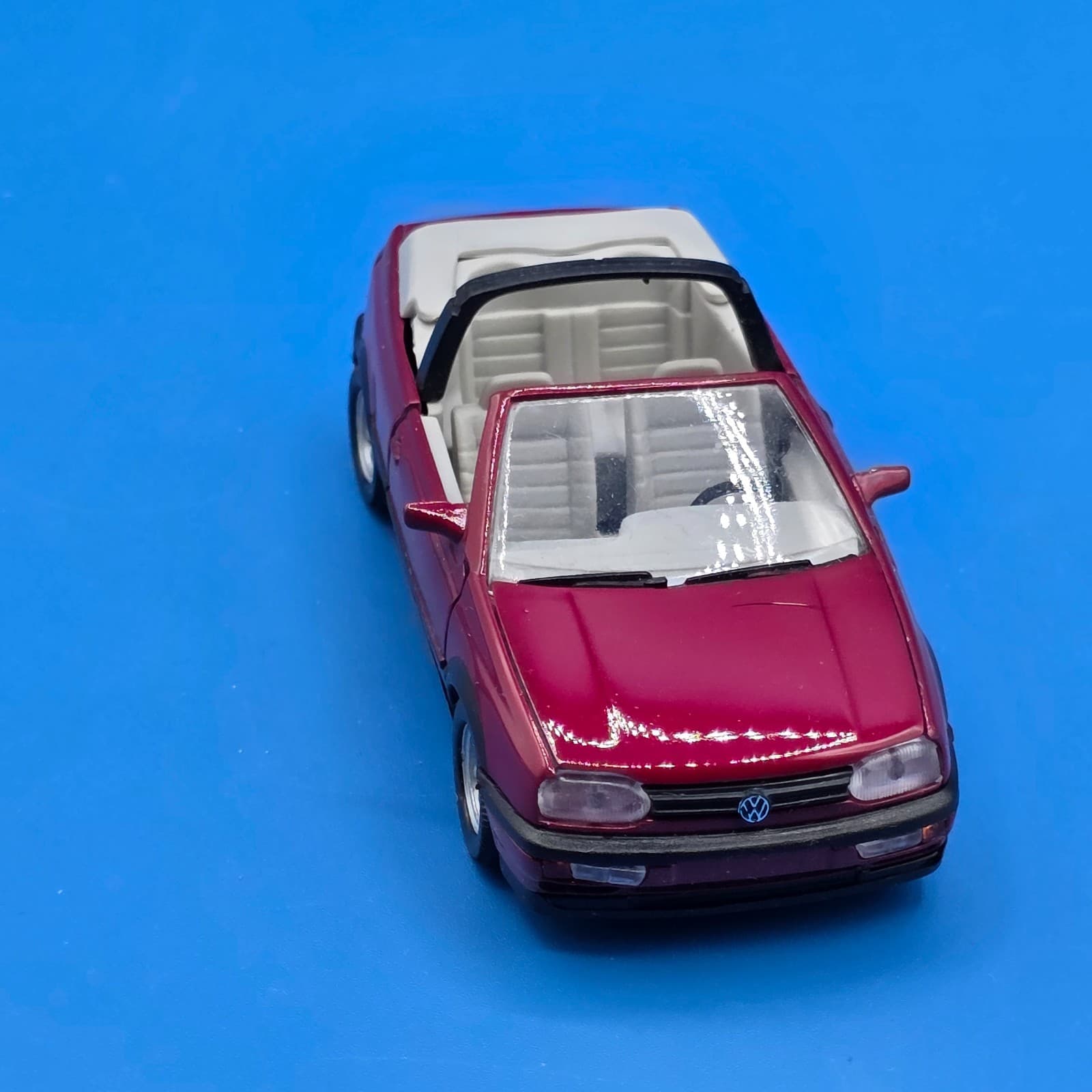 MINICHAMPS 1/43 Generation Golf Volkswagen WV Red Diecast model Germany - Thumbnail 5