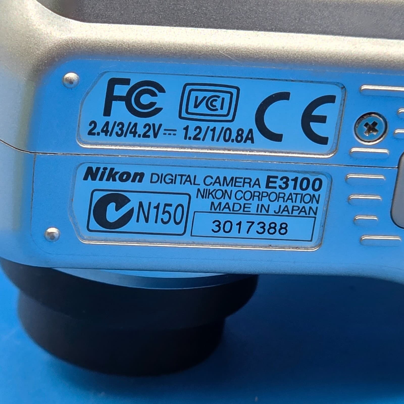 Nikon COOLPIX 3100 3.2MP Digital Camera - Silver Tested And Works - Thumbnail 8