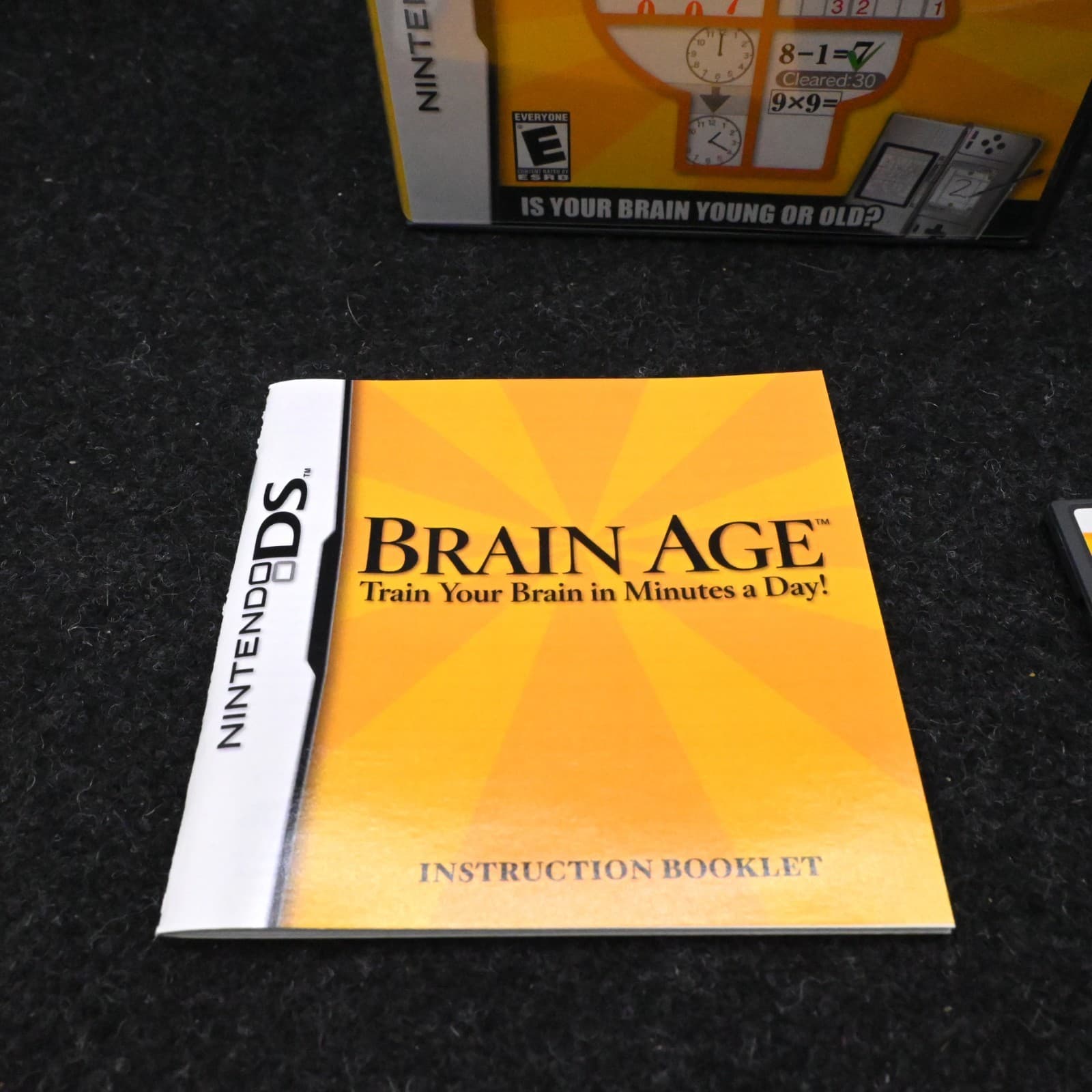 Brain Age: Train Your Brain in Minutes a Day (Nintendo DS) Complete in Box CIB - Thumbnail 2