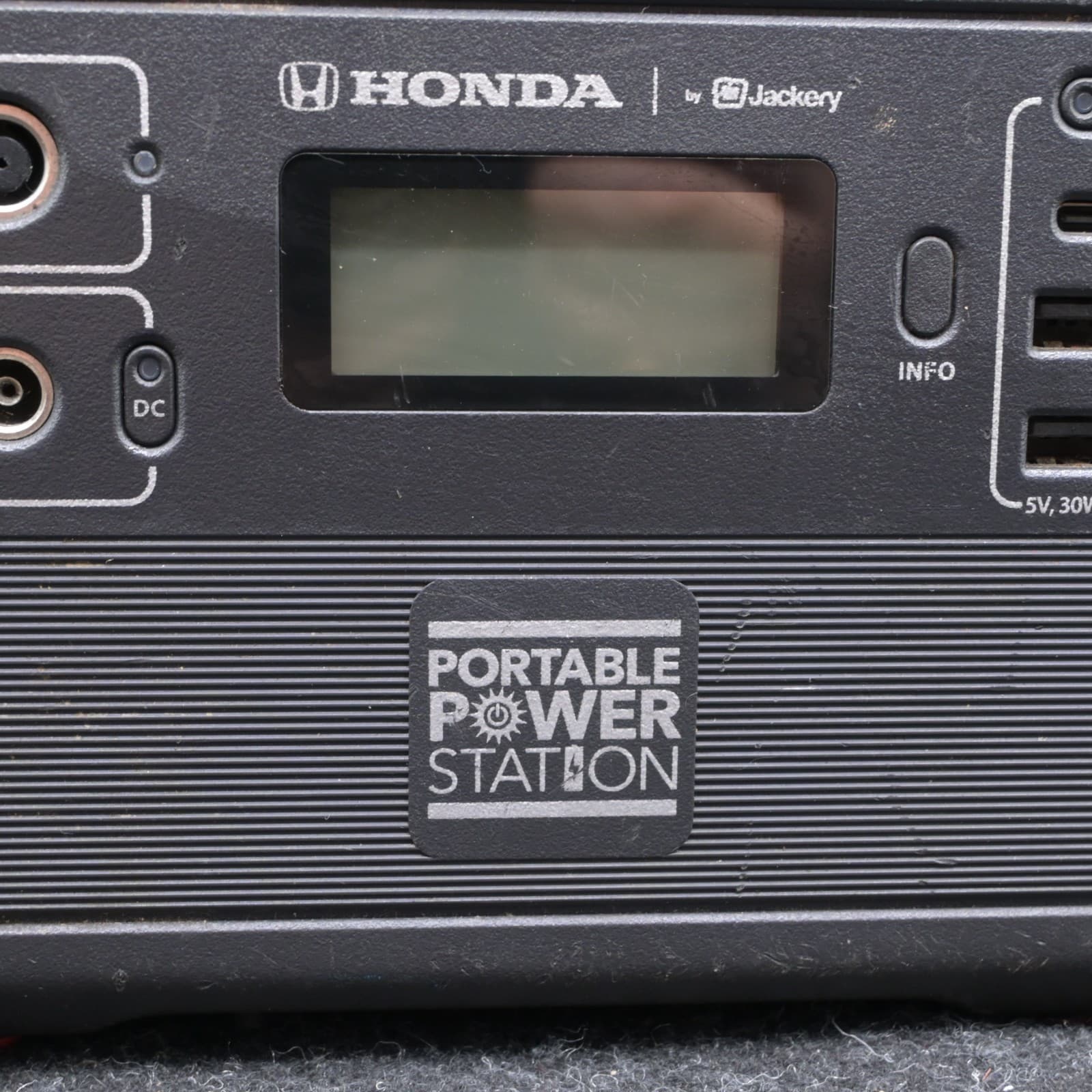 Honda by Jackery Portable Power Station HLS 200 FOR PARTS OR REPAIR - Thumbnail 3