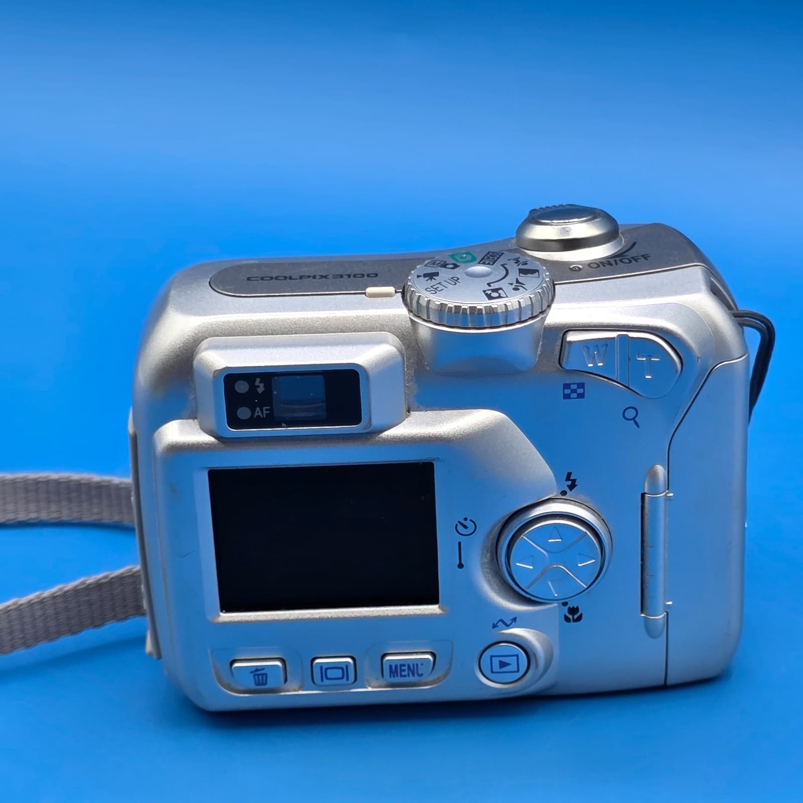 Nikon COOLPIX 3100 3.2MP Digital Camera - Silver Tested And Works - Thumbnail 11