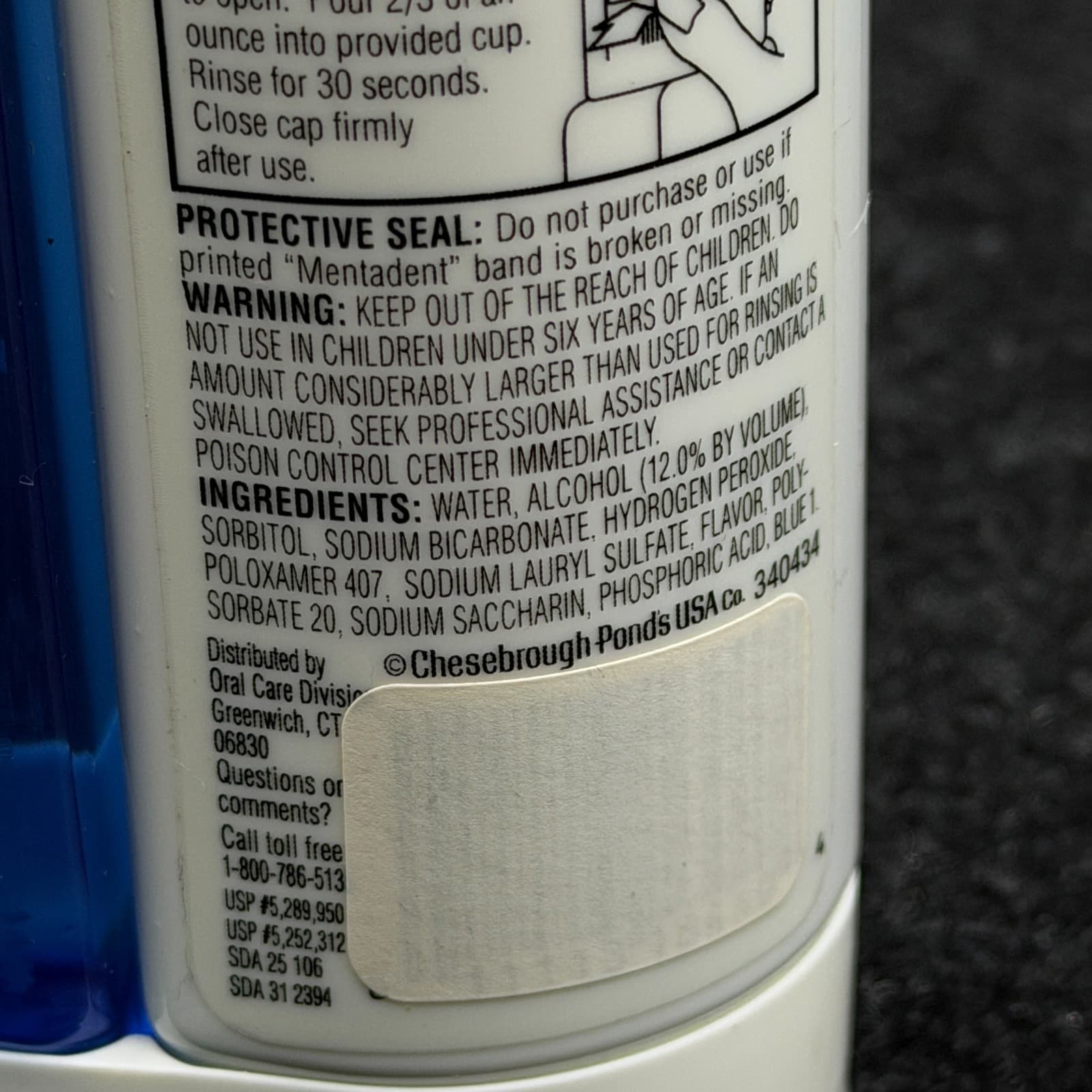 Vintage MENTADENT MOUTHWASH 10 oz FRESH MINT Dual Peroxide and Baking Soda - Thumbnail 6