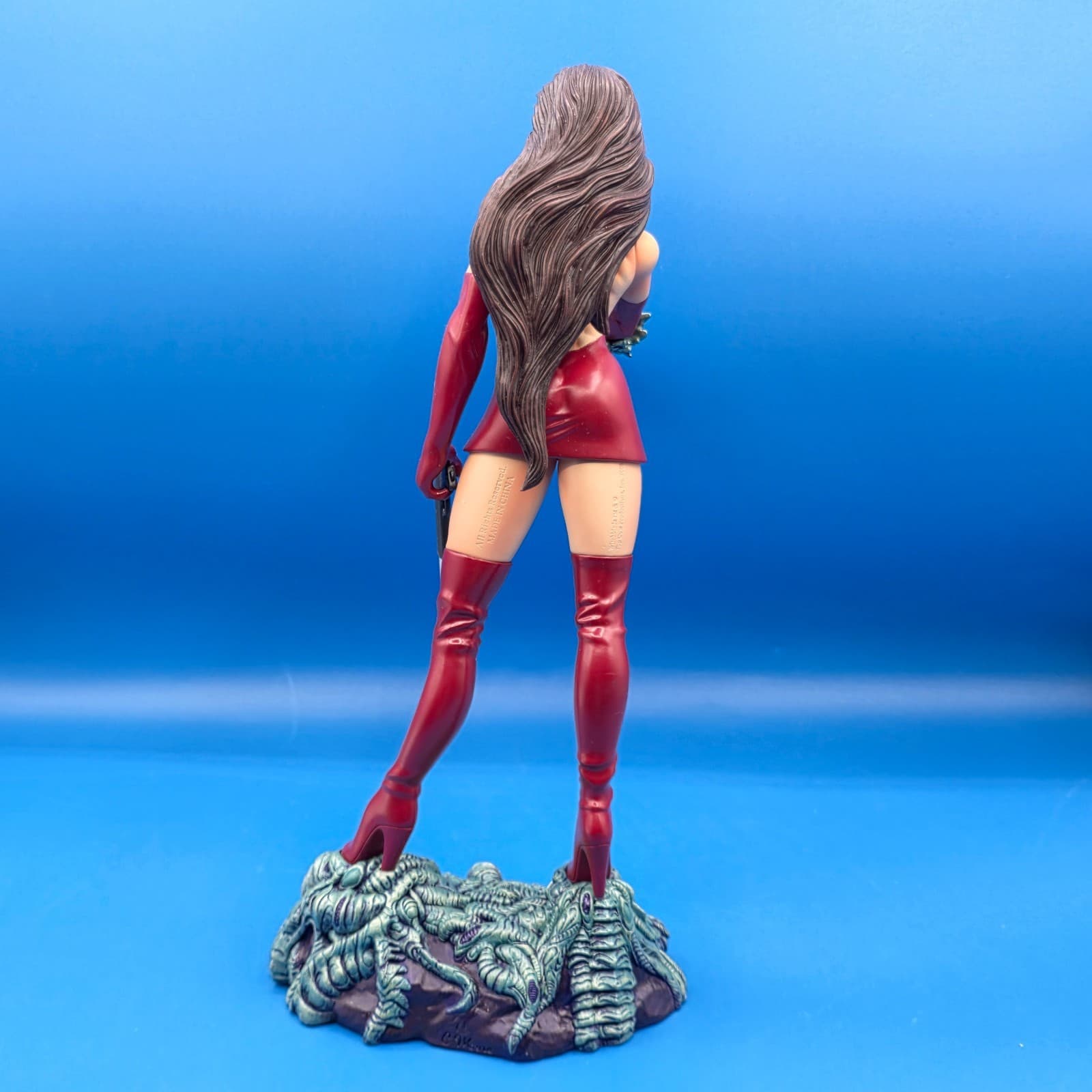 (#29). WITCHBLADE TOP COW COMIC BOOK FIGURINE 13'' With weapon Vintage 2000 - Thumbnail 6
