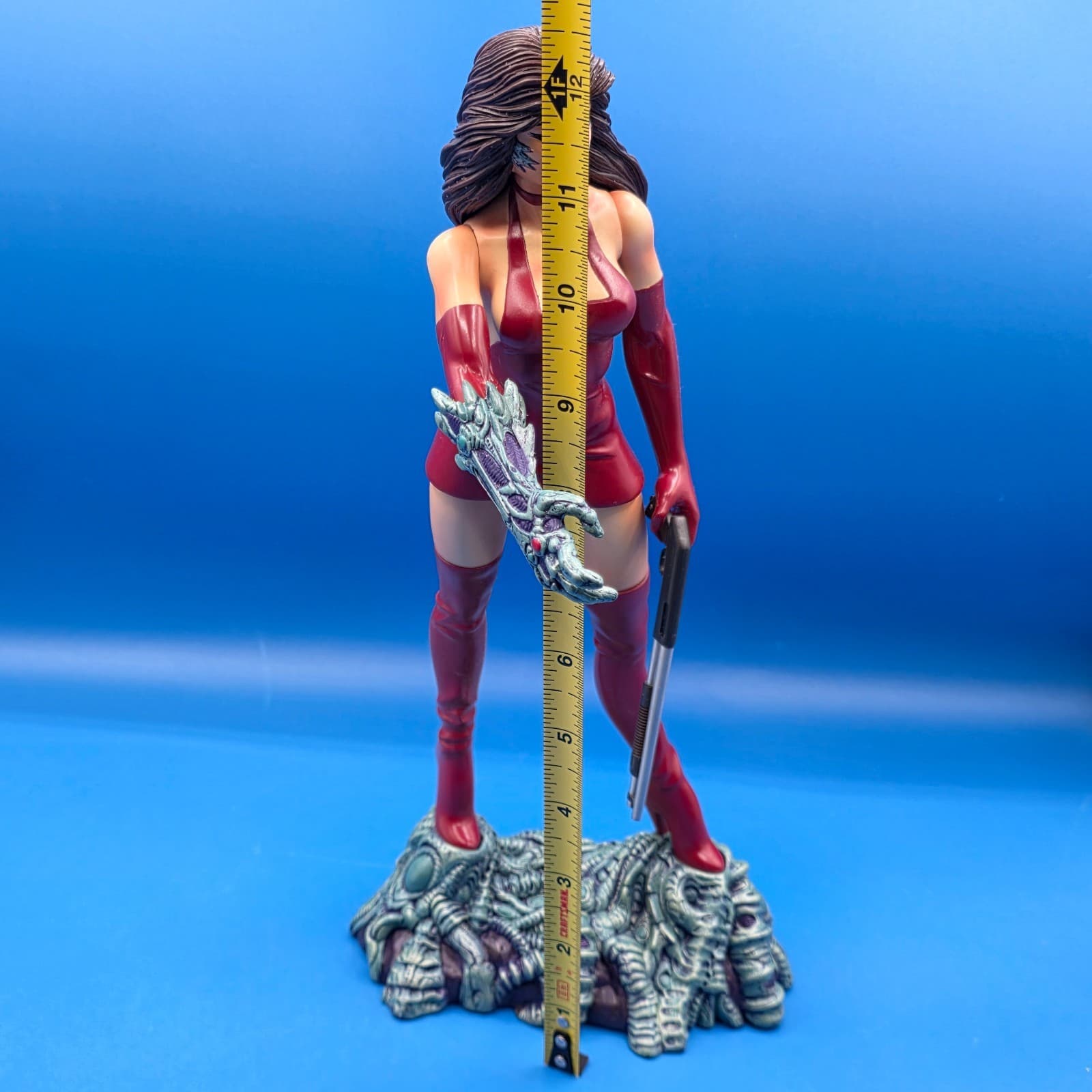 (#29). WITCHBLADE TOP COW COMIC BOOK FIGURINE 13'' With weapon Vintage 2000 - Thumbnail 3