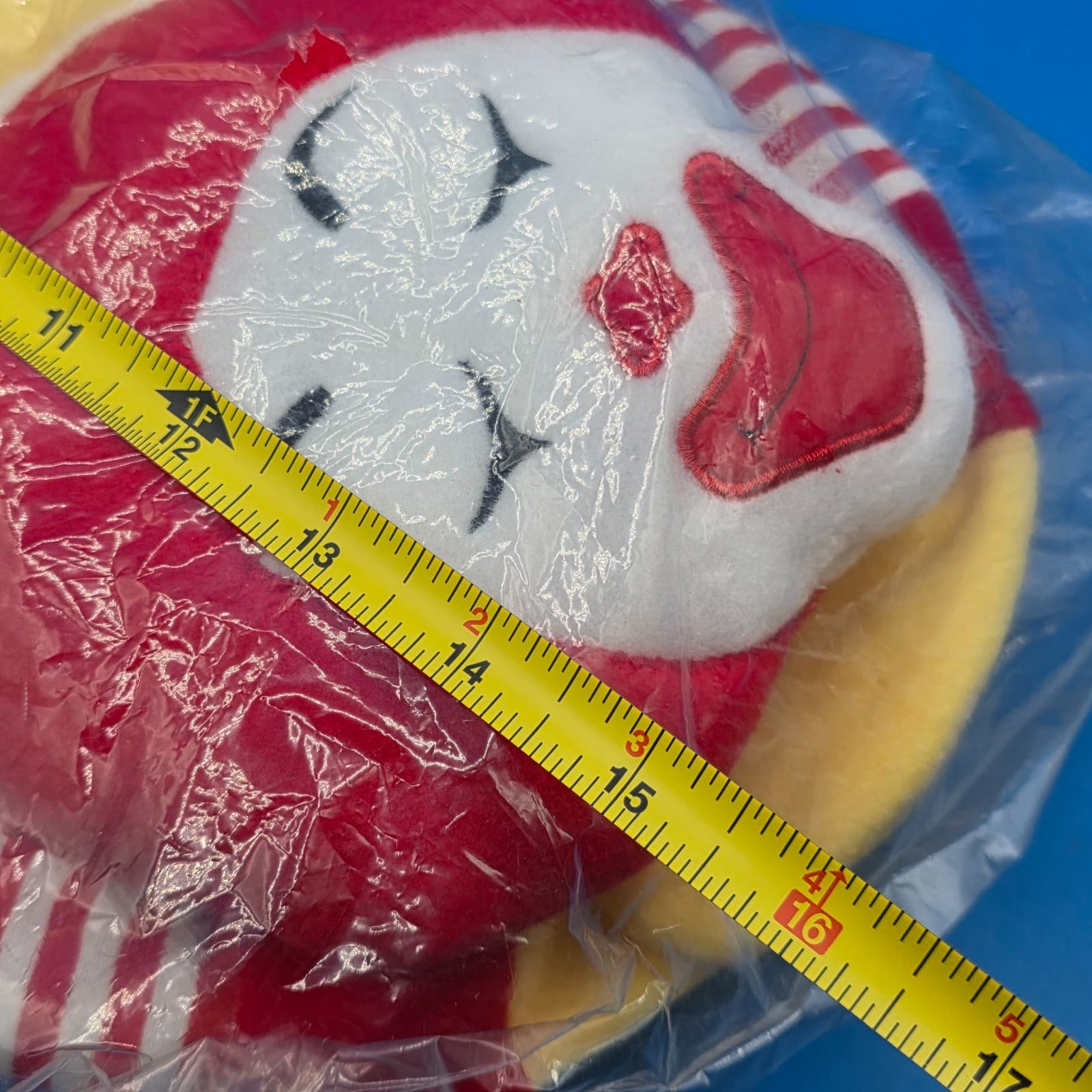 1998 Ashton Drake McMemories Sweet Dreams Ronald McDonald Pillow - Thumbnail 4
