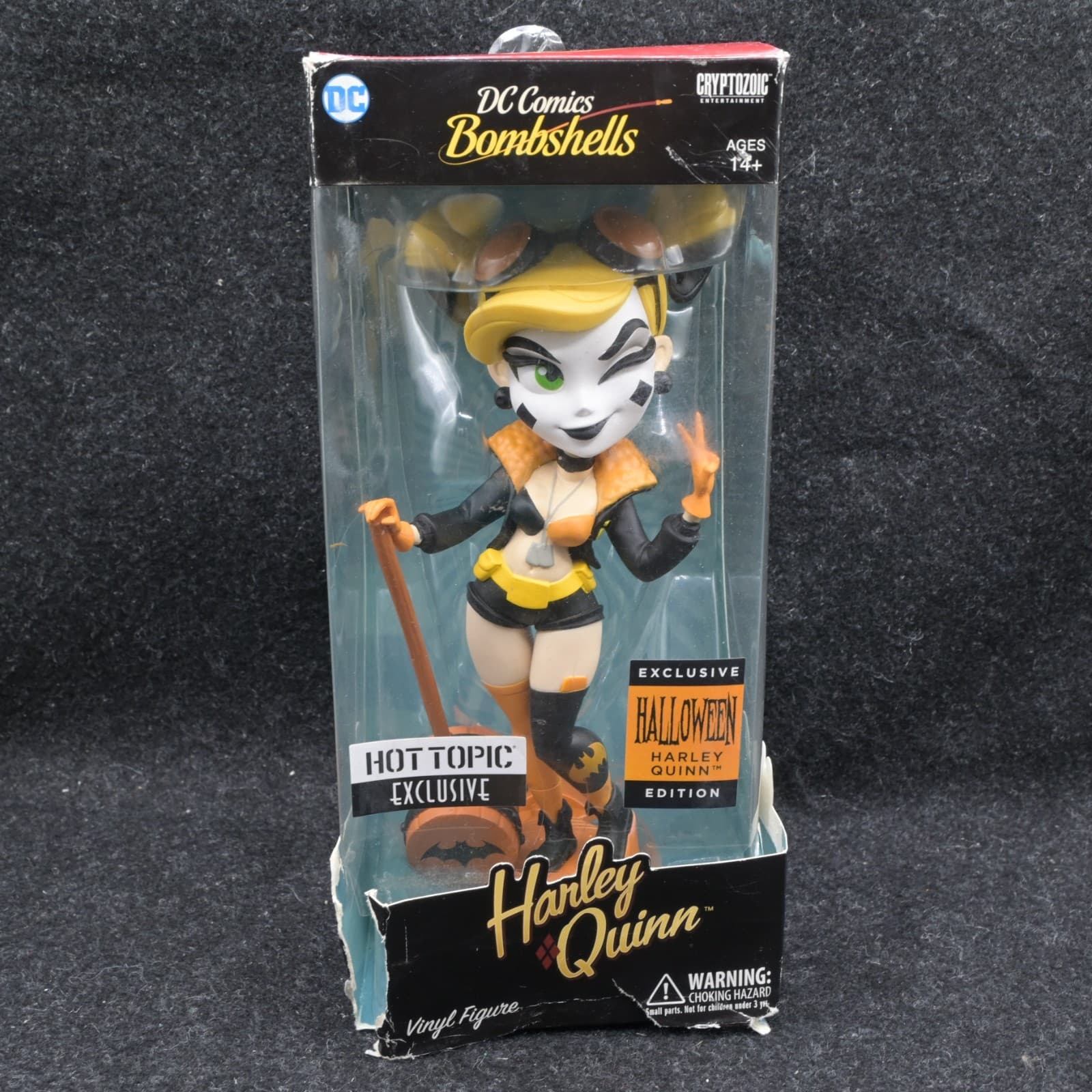 Cryptozoic DC Comics Bombshells Series 3 Harley Quinn 7 Vinyl Figure - Window-Bo - Thumbnail 2