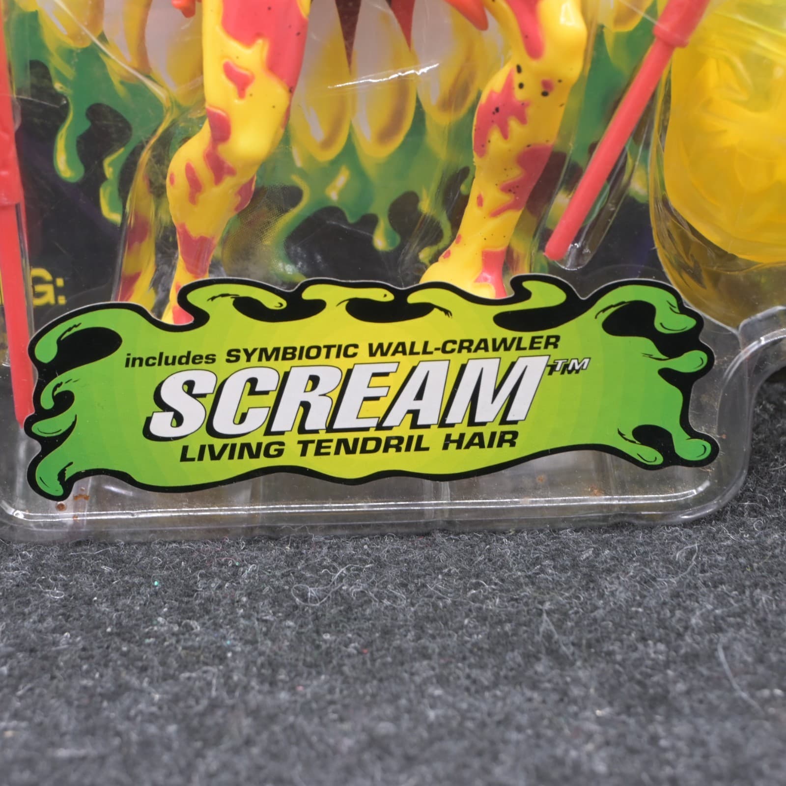 Spider-Man Venom Planet of the Symbiotes SCREAM 1996 ToyBiz Action Figure - Thumbnail 3