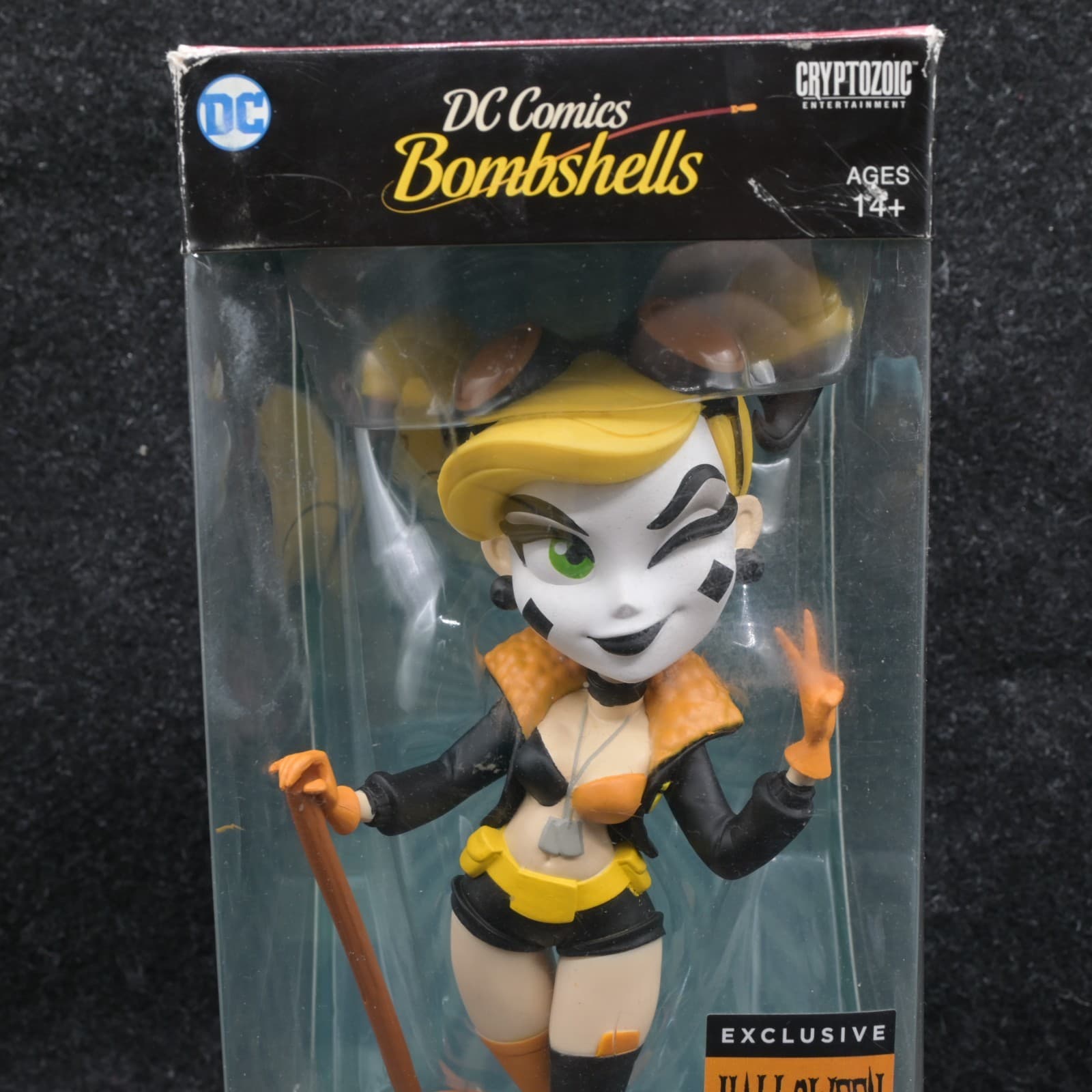 Cryptozoic DC Comics Bombshells Series 3 Harley Quinn 7 Vinyl Figure - Window-Bo - Thumbnail 3