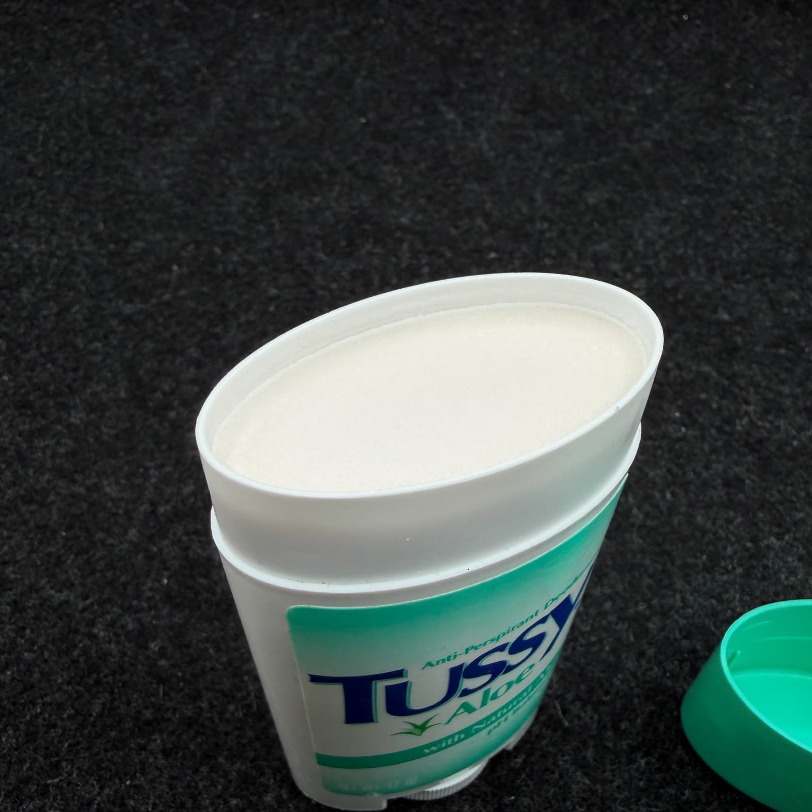 Vintage New Old Stock TUSSY Aloe Stick Deodorant 1.7oz SUPER RARE! - Thumbnail 7