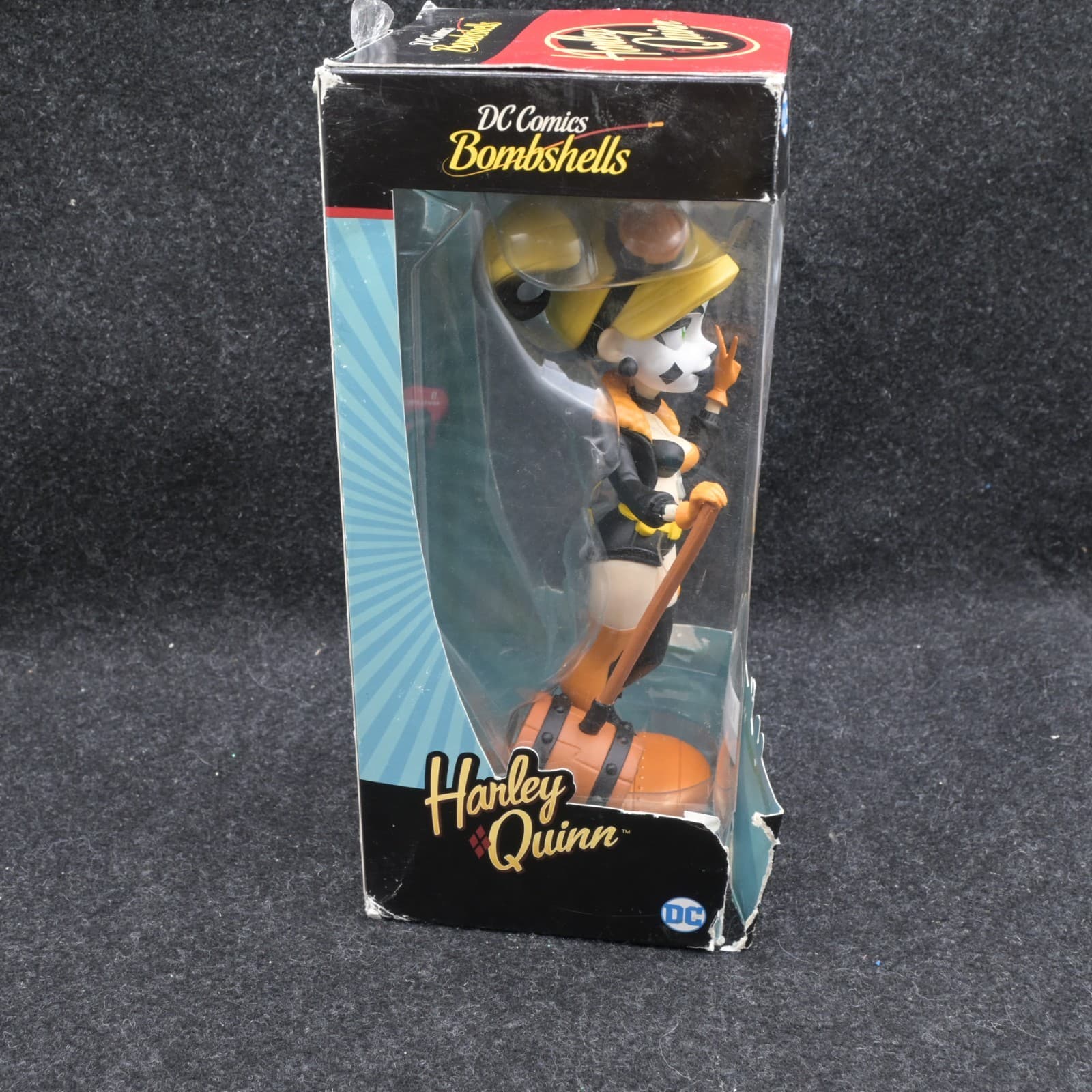 Cryptozoic DC Comics Bombshells Series 3 Harley Quinn 7 Vinyl Figure - Window-Bo - Thumbnail 5