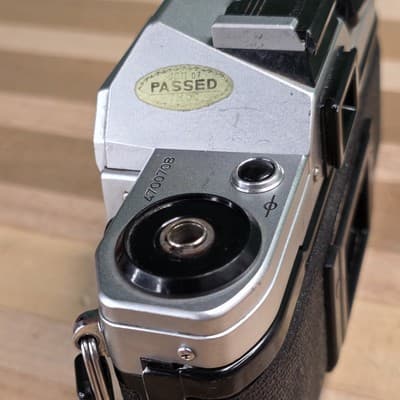 Canon AE-1 35mm Film Camera AS IS NOT WORKING Parts And Repair - Thumbnail 9
