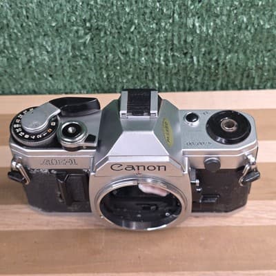 Canon AE-1 35mm Film Camera AS IS NOT WORKING Parts And Repair - Thumbnail 4