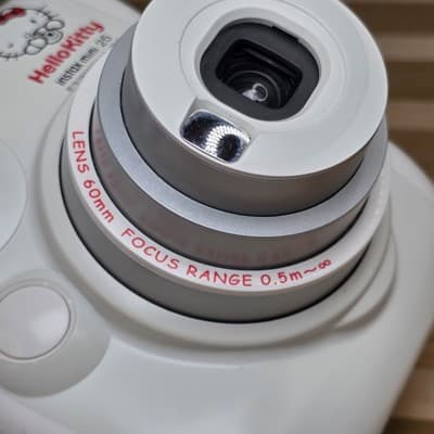 Hello Kitty FUJI FILM INSTAX MINI 25 Camera White Instant Camera FUJIFILM Tested - Thumbnail 4