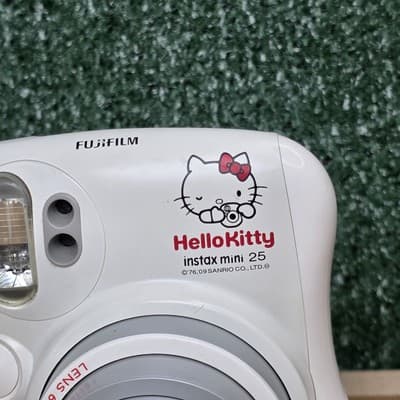 Hello Kitty FUJI FILM INSTAX MINI 25 Camera White Instant Camera FUJIFILM Tested - Thumbnail 2