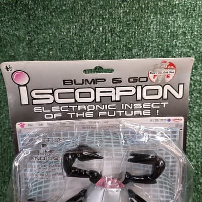 Bump & Go Iscorpion Electronic Insect of The Future Light Up NIP New 2001 Rare - Thumbnail 2