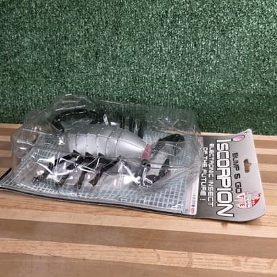 Bump & Go Iscorpion Electronic Insect of The Future Light Up NIP New 2001 Rare - Thumbnail 5