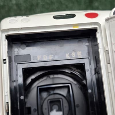 Hello Kitty FUJI FILM INSTAX MINI 25 Camera White Instant Camera FUJIFILM Tested - Thumbnail 12