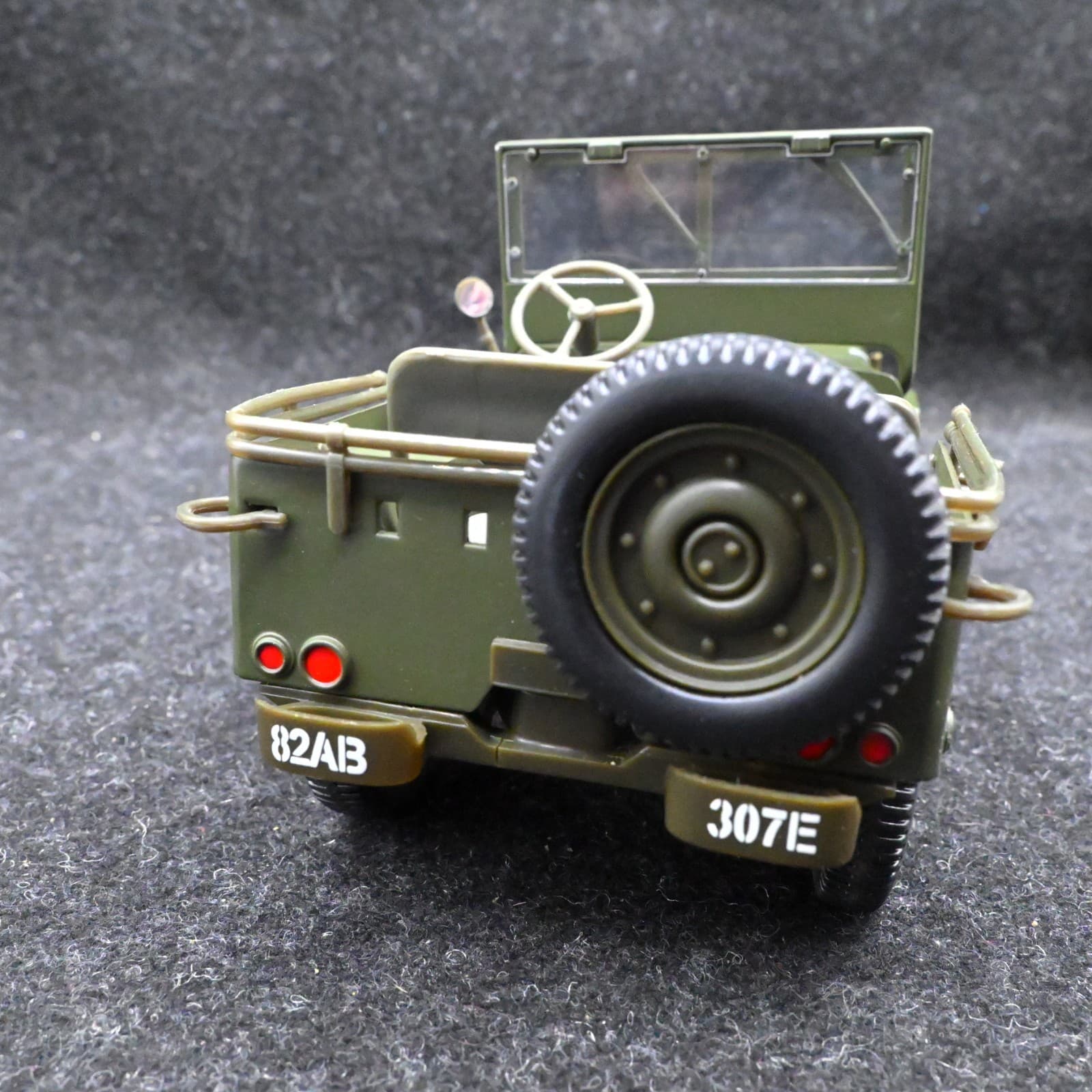1:18 Scale Gate Willy's Jeep U.S.A. Military Transport - Thumbnail 6