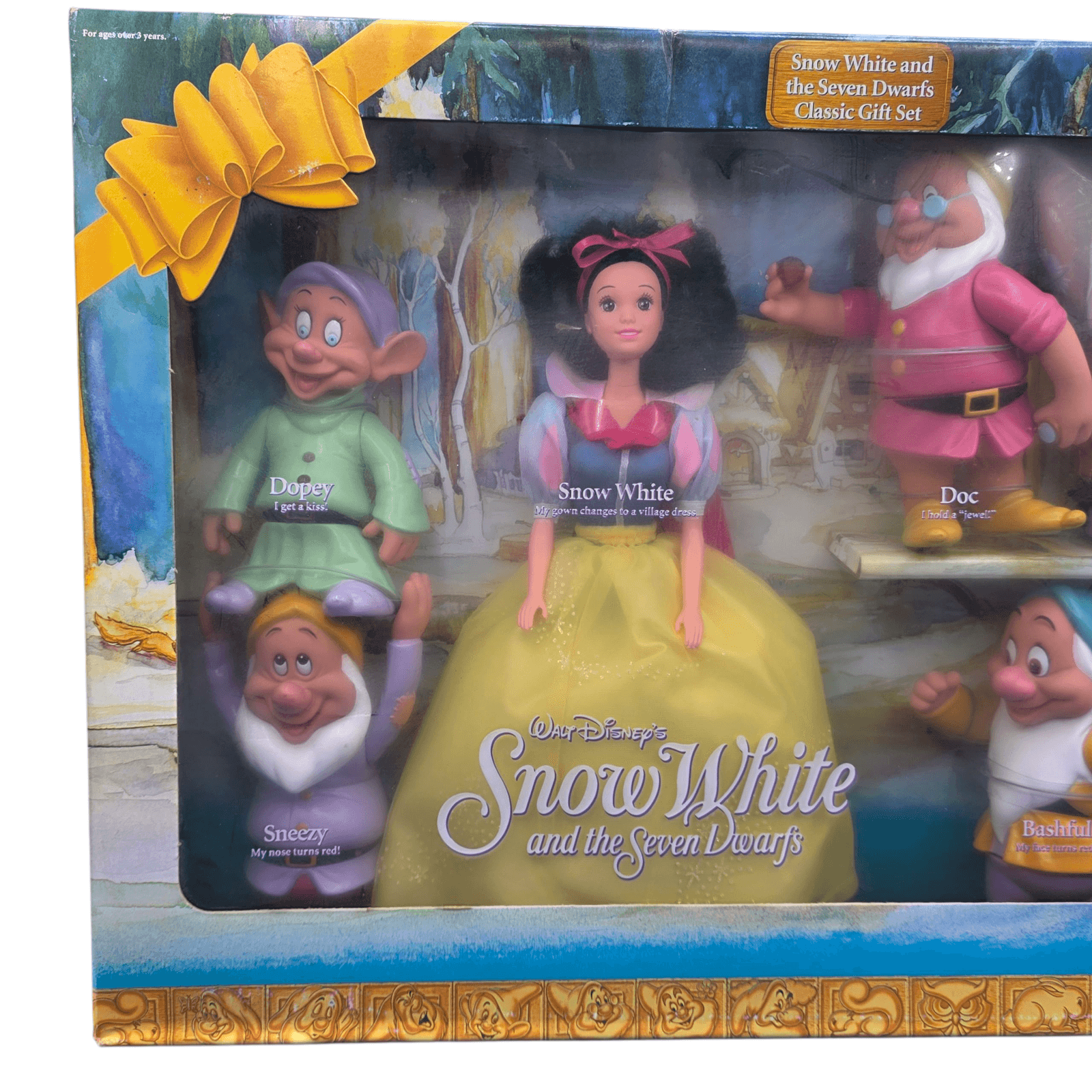 Disney Snow White and the Seven Dwarfs Classic Color Changing Set - MPN 10558 - Thumbnail 2
