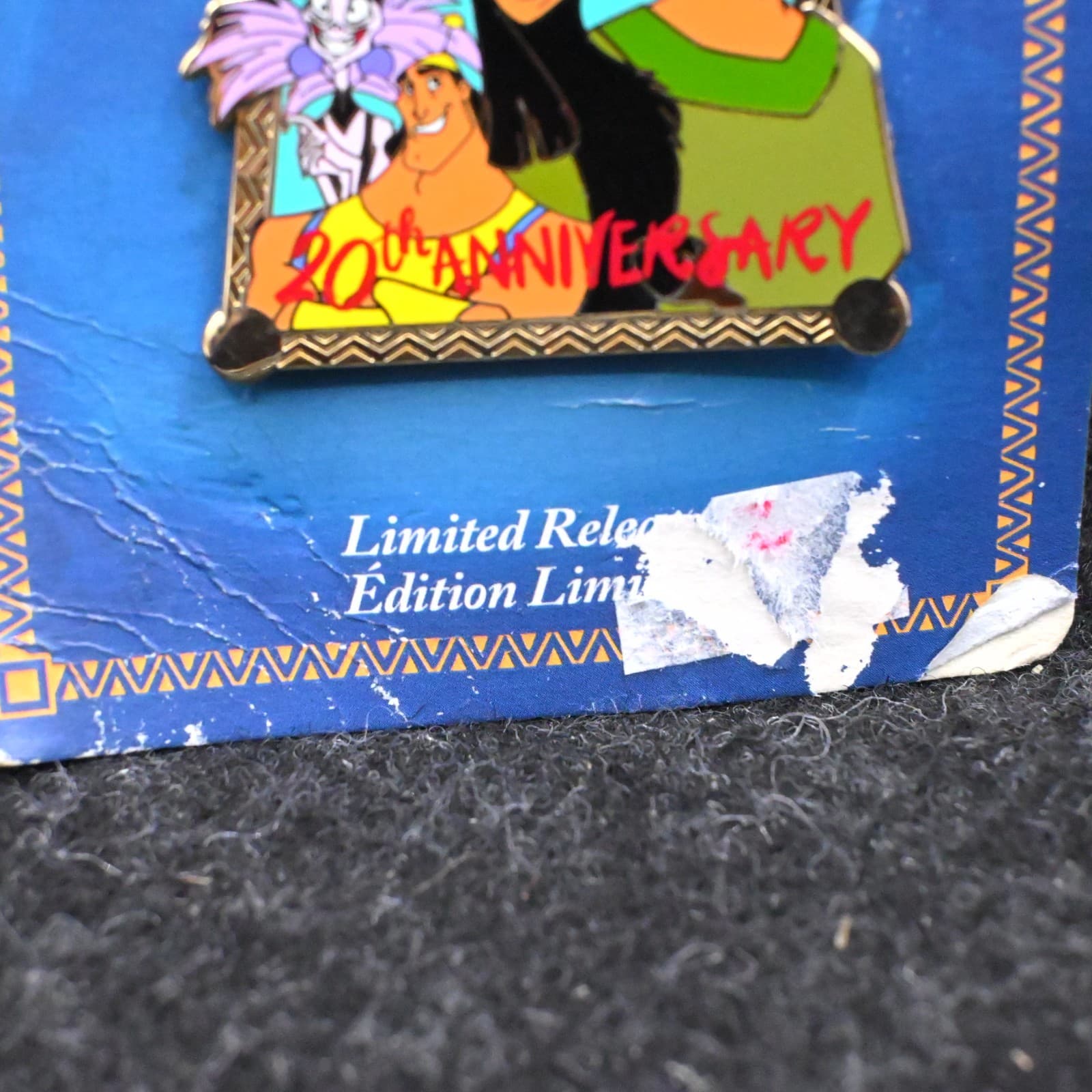 Disney Legacy Collection Emperor’s New Groove 20th Anniversary Pin - Thumbnail 4