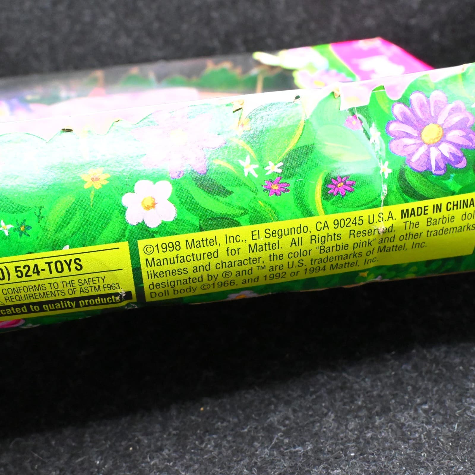 NIB 1998 Mattel Easter Bunny Fun Barbie Kelly 21720 - Thumbnail 9