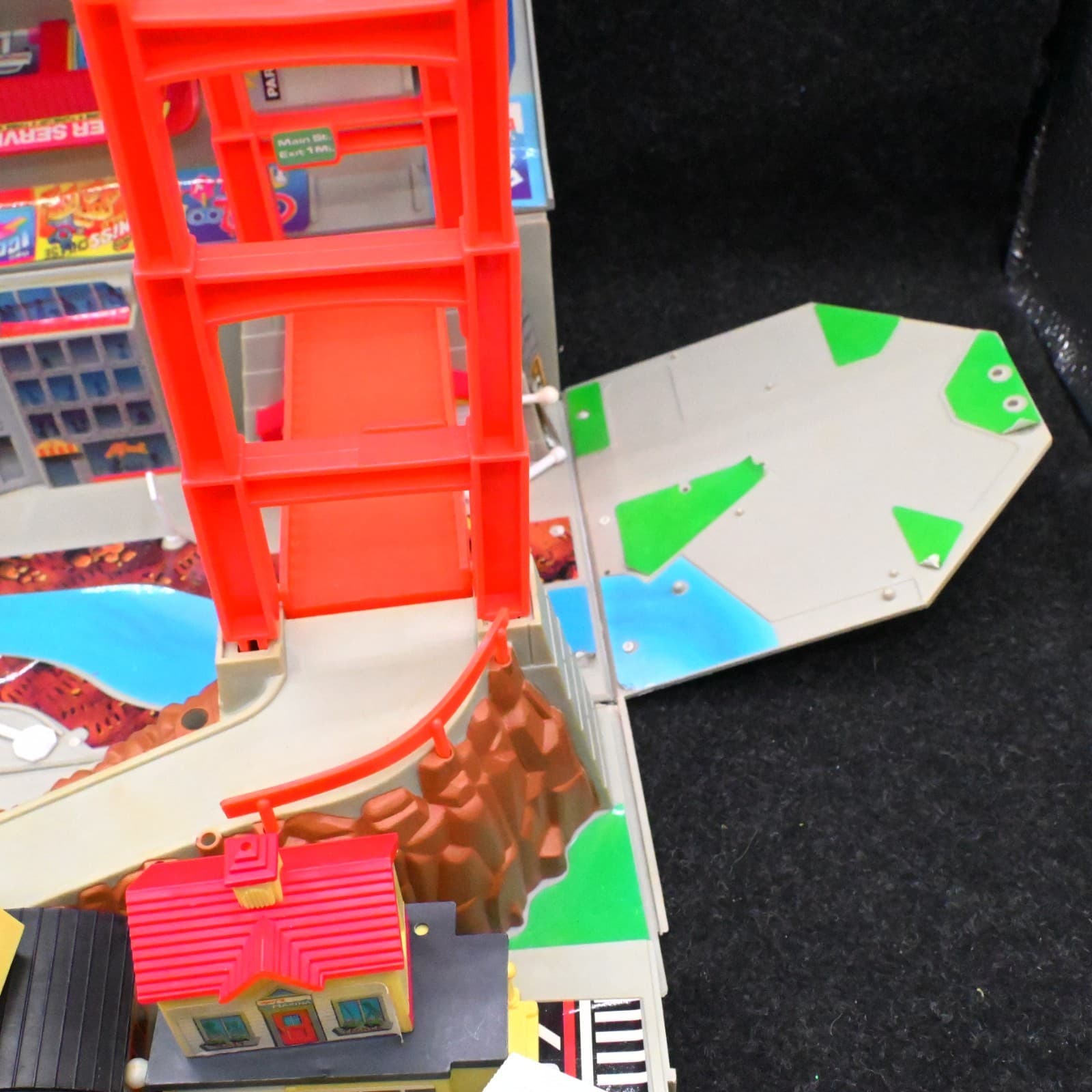 Galoob Micro Machines Super City Toolbox Action Playset 1988 Vintage - Thumbnail 6