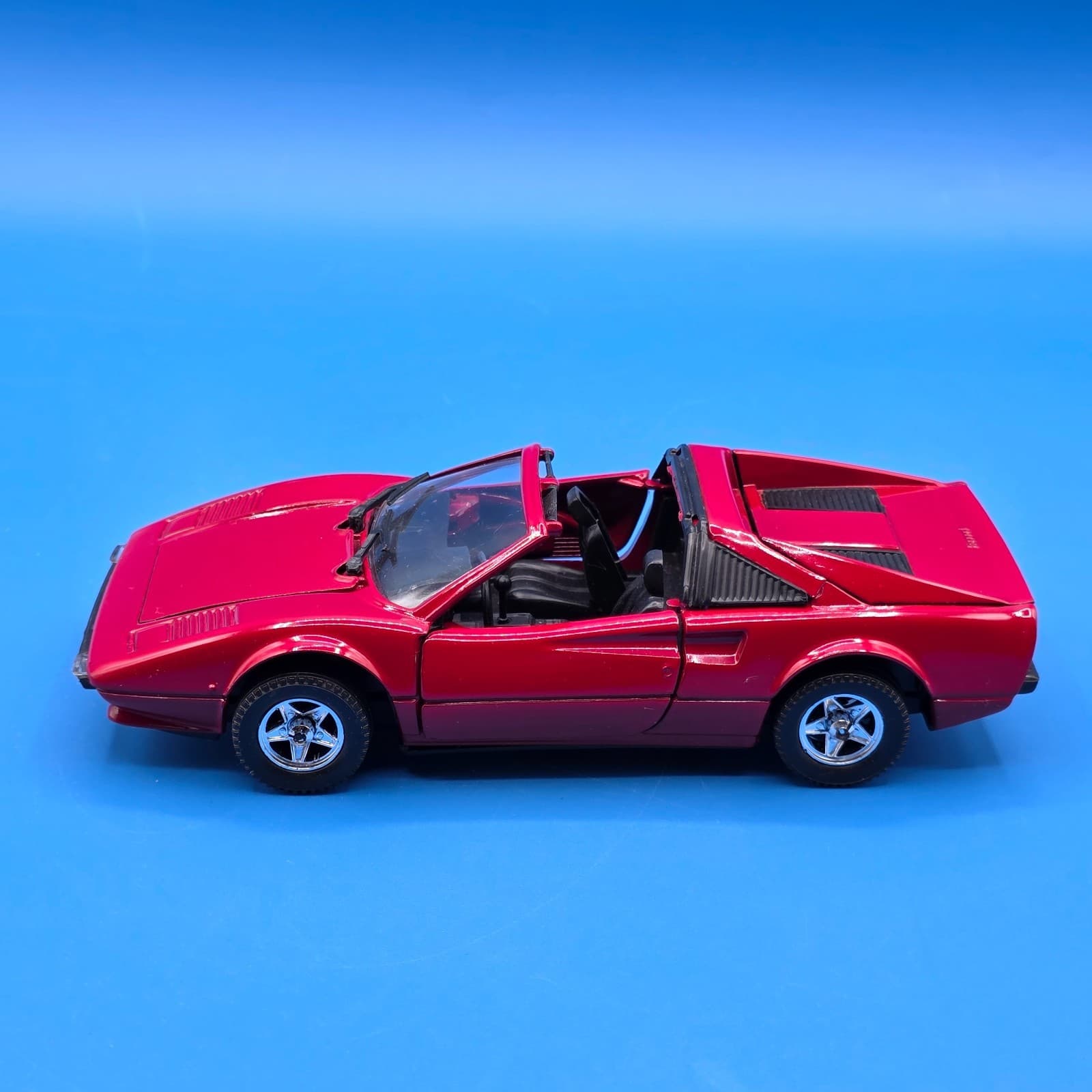 Vintage FERRARI 308 GT Car Model S-61 Made In Italy RARE - Thumbnail 12