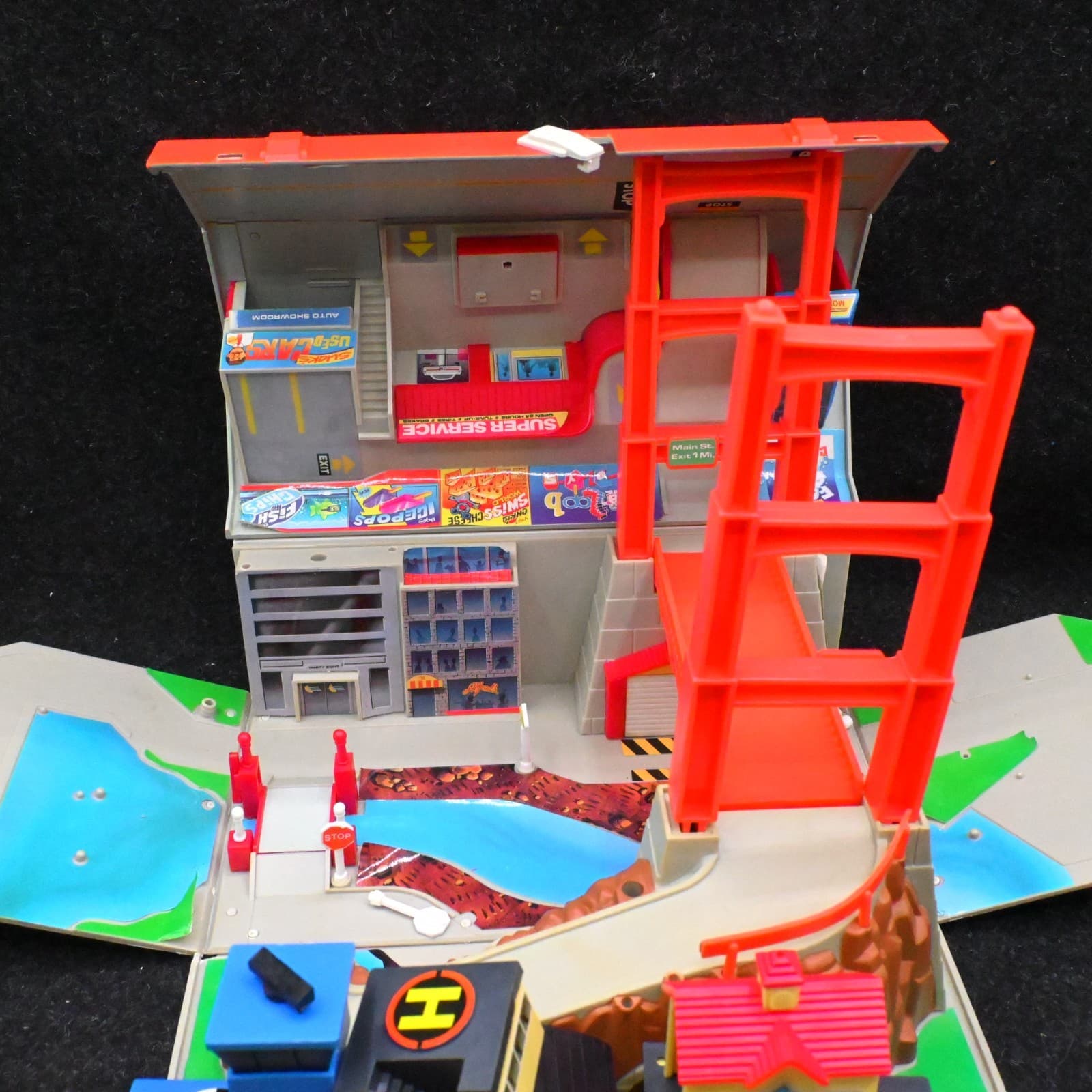 Galoob Micro Machines Super City Toolbox Action Playset 1988 Vintage - Thumbnail 4