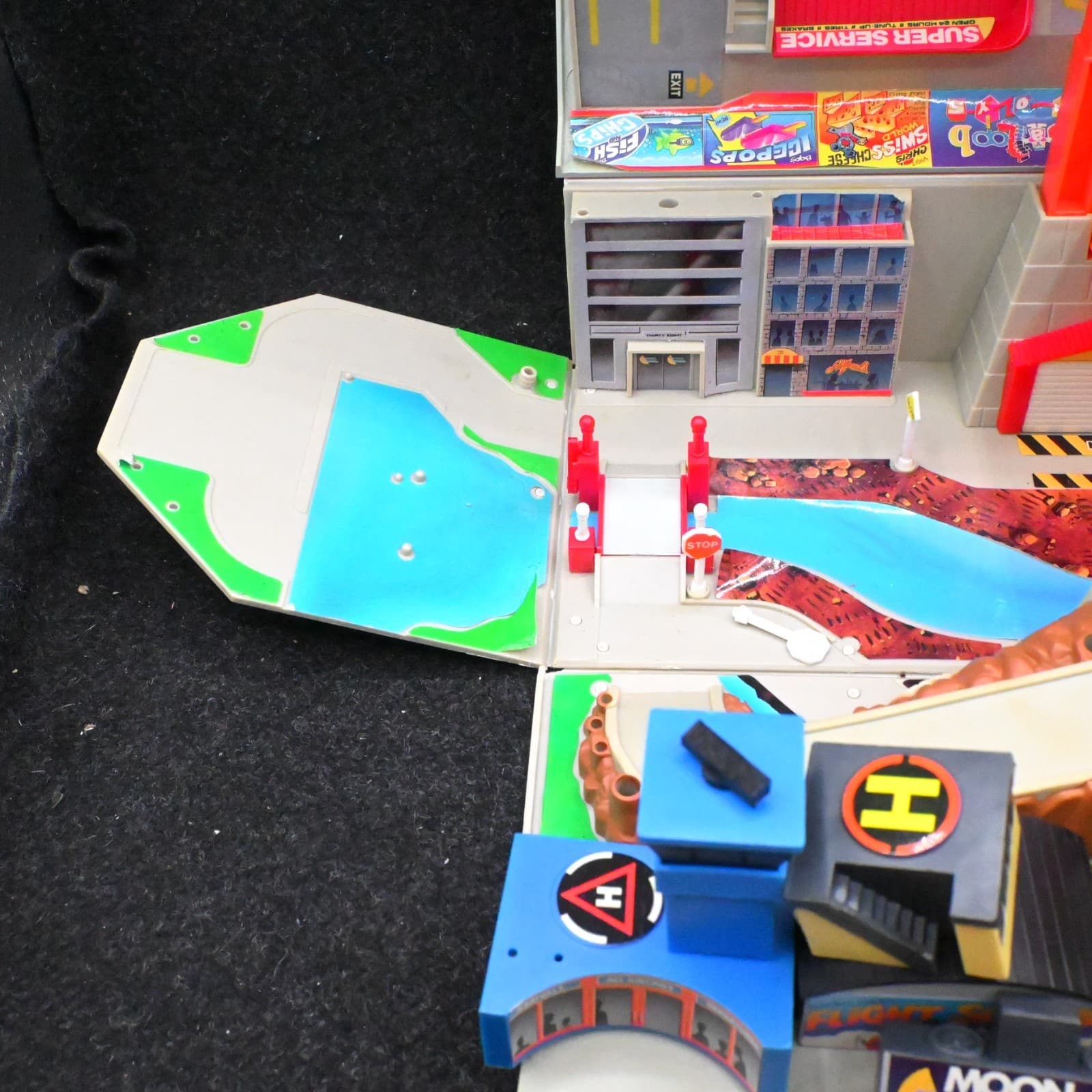 Galoob Micro Machines Super City Toolbox Action Playset 1988 Vintage - Thumbnail 5