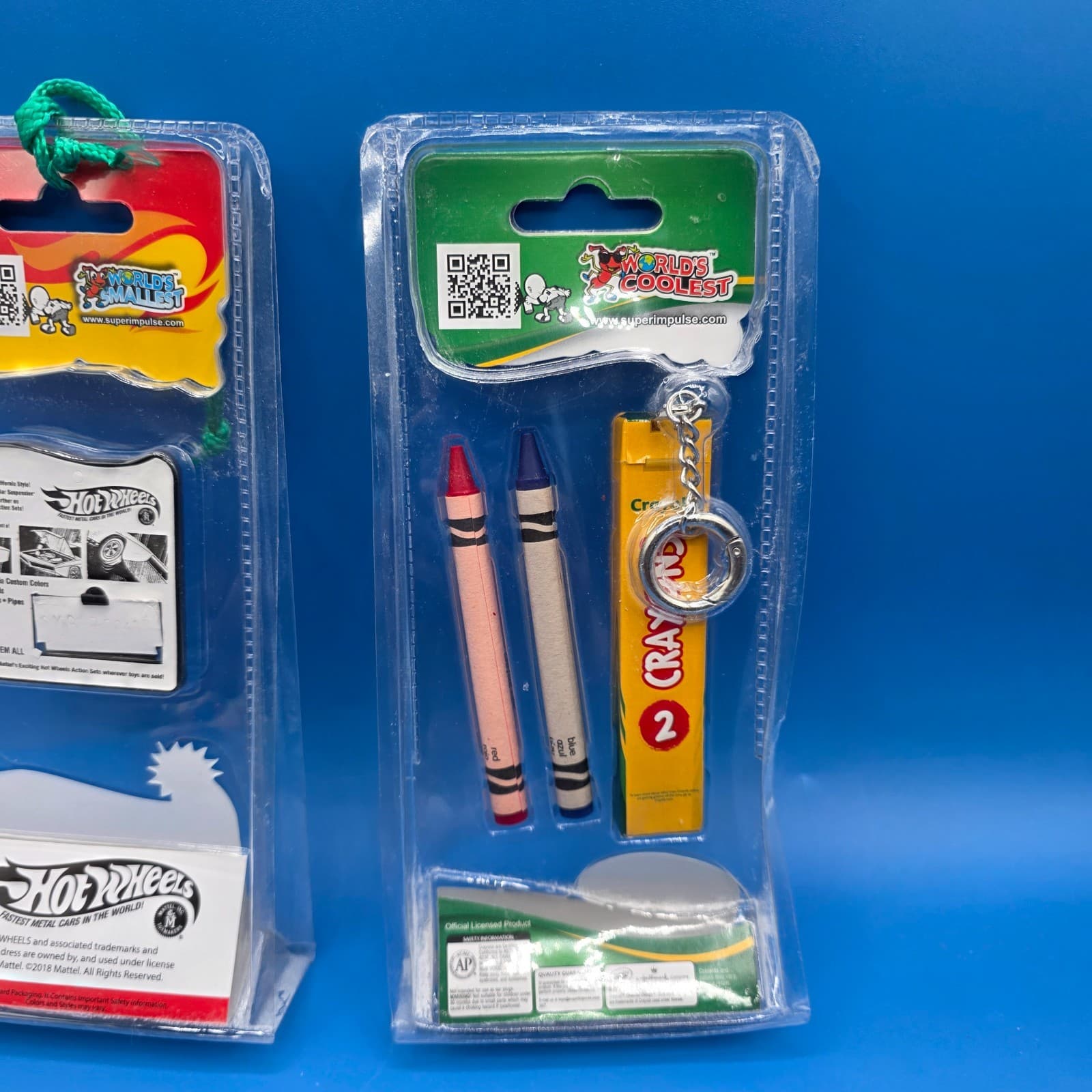 BRAND NEW SEALED Worlds Smallest Hot Wheels & Crayons Mini Diecast Green - Thumbnail 3