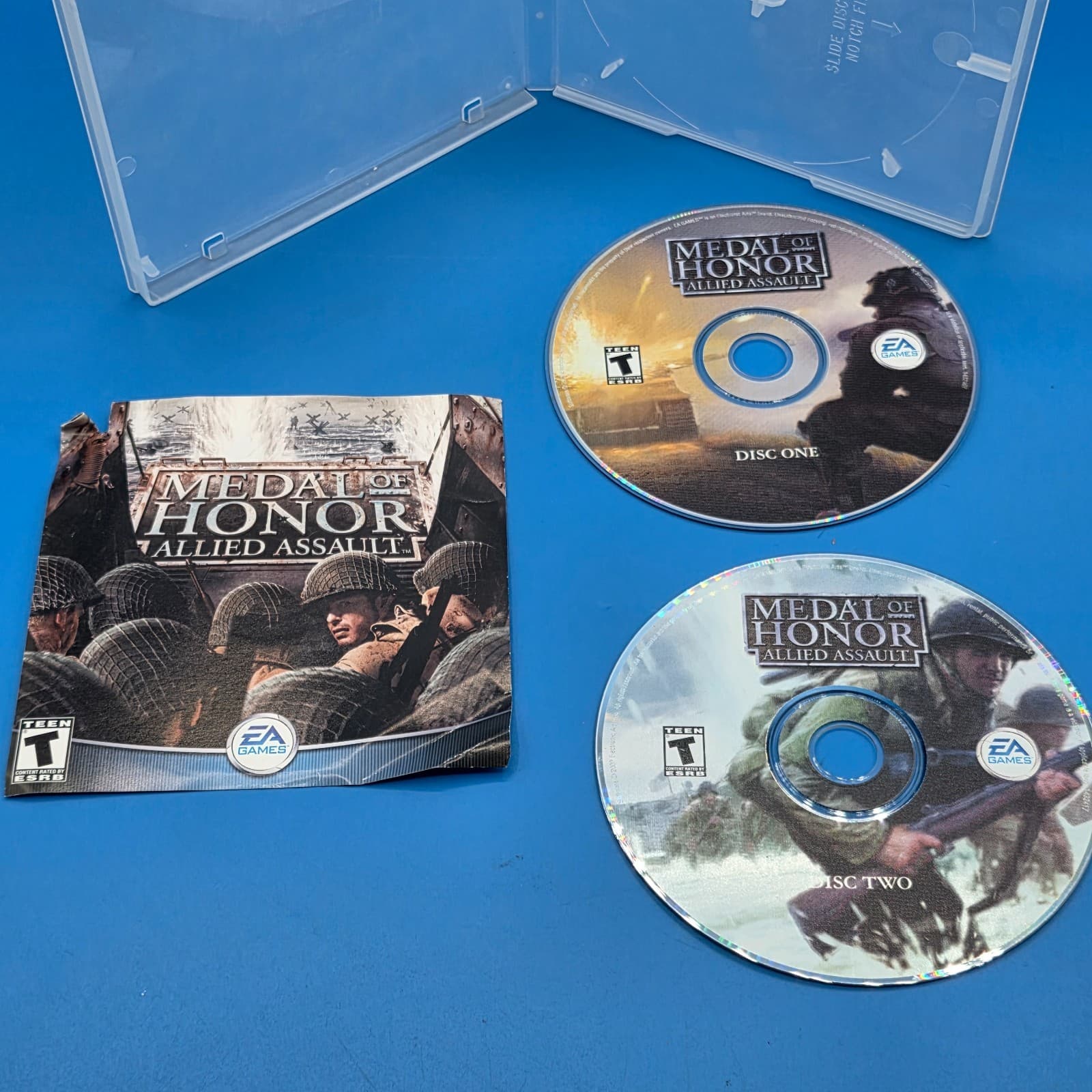 4217 Medal Of Honor Allied Assault PC Game - Thumbnail 3