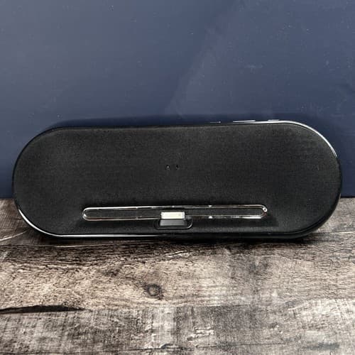 Philips SBD7500 30 Pin iPod iPhone Speaker Dock Black w/ Soft Case & Power Cord - Thumbnail 4