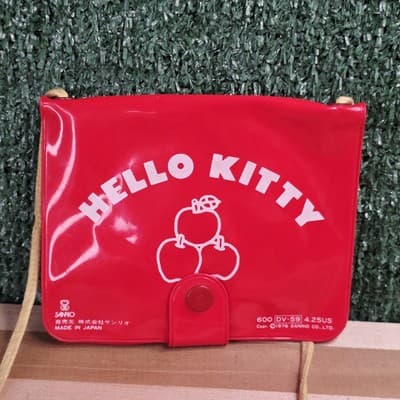 Vintage 1976 Sanrio Hello Kitty Red Bag Pouch - Thumbnail 4