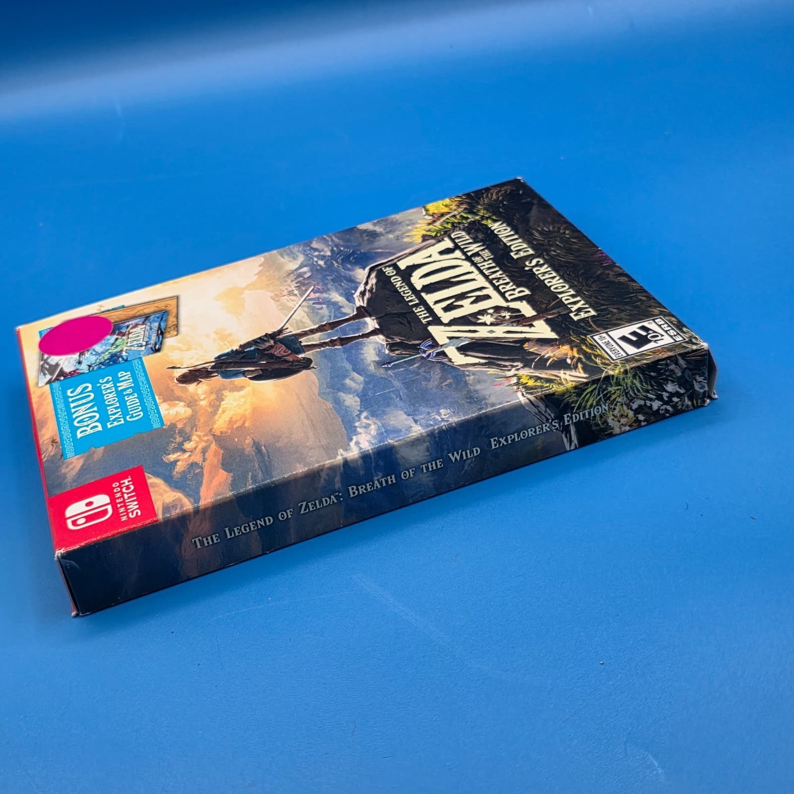 NEW The Legend of Zelda: Breath of the Wild - Explorer's Edition Nintendo Switch - Thumbnail 2