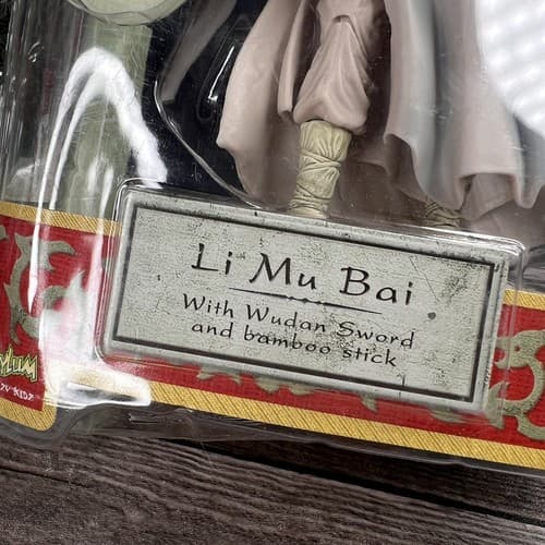 VINTAGE CROUCHING TIGER HIDDEN DRAGON LI MU BAI 7" ACTION FIGURE W/ SWORD STICK - Thumbnail 2