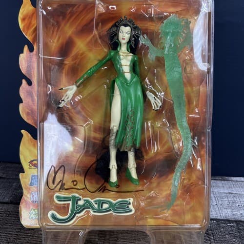 SIGNED NEW Dark Alliance Series 1 Jade Action Figure Chaos Comics Art Asylum JL - Thumbnail 2